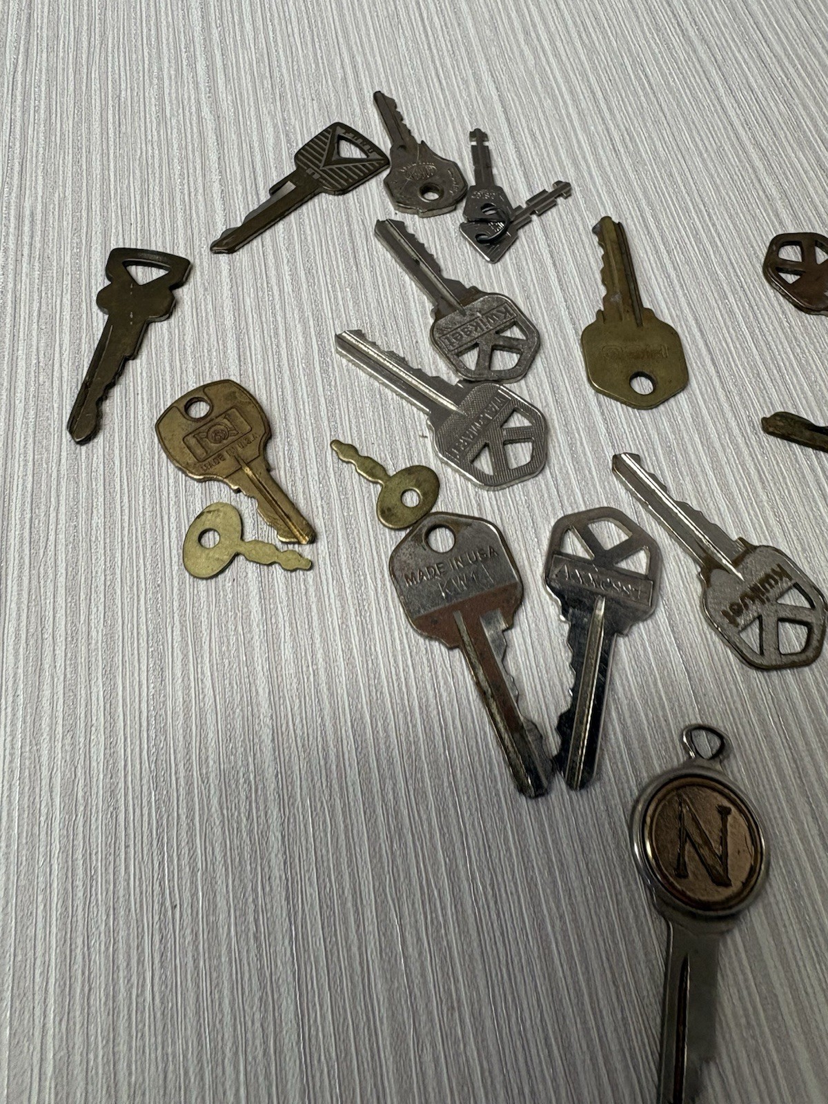 Vintage Key Lot of Keys Misc Mixed Lot “N” Key Small Keys Assorted FREE SHIP