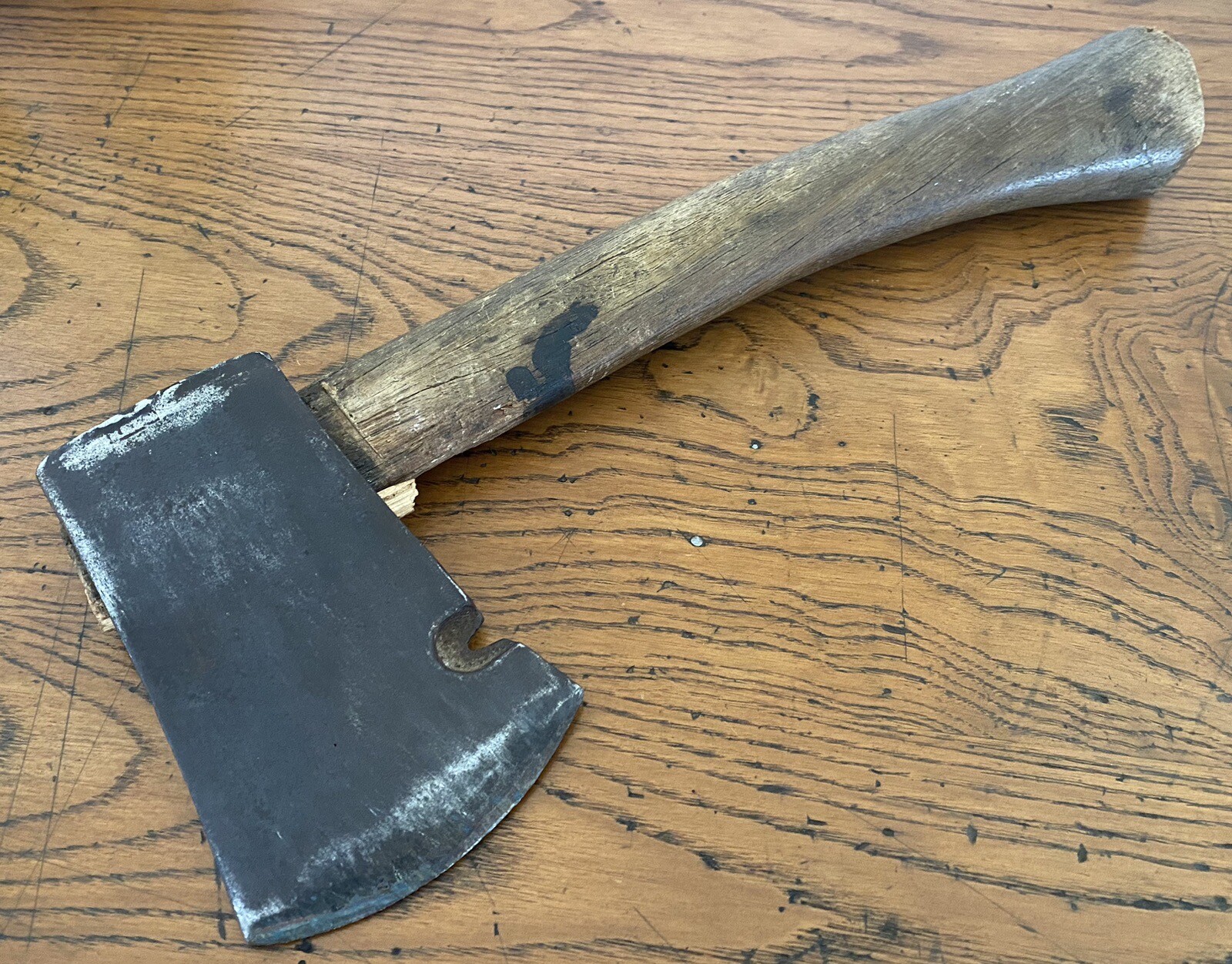 Vintage KEESTEEL Carpenters Hatchet Axe With Nail Removal Feature 2 LB