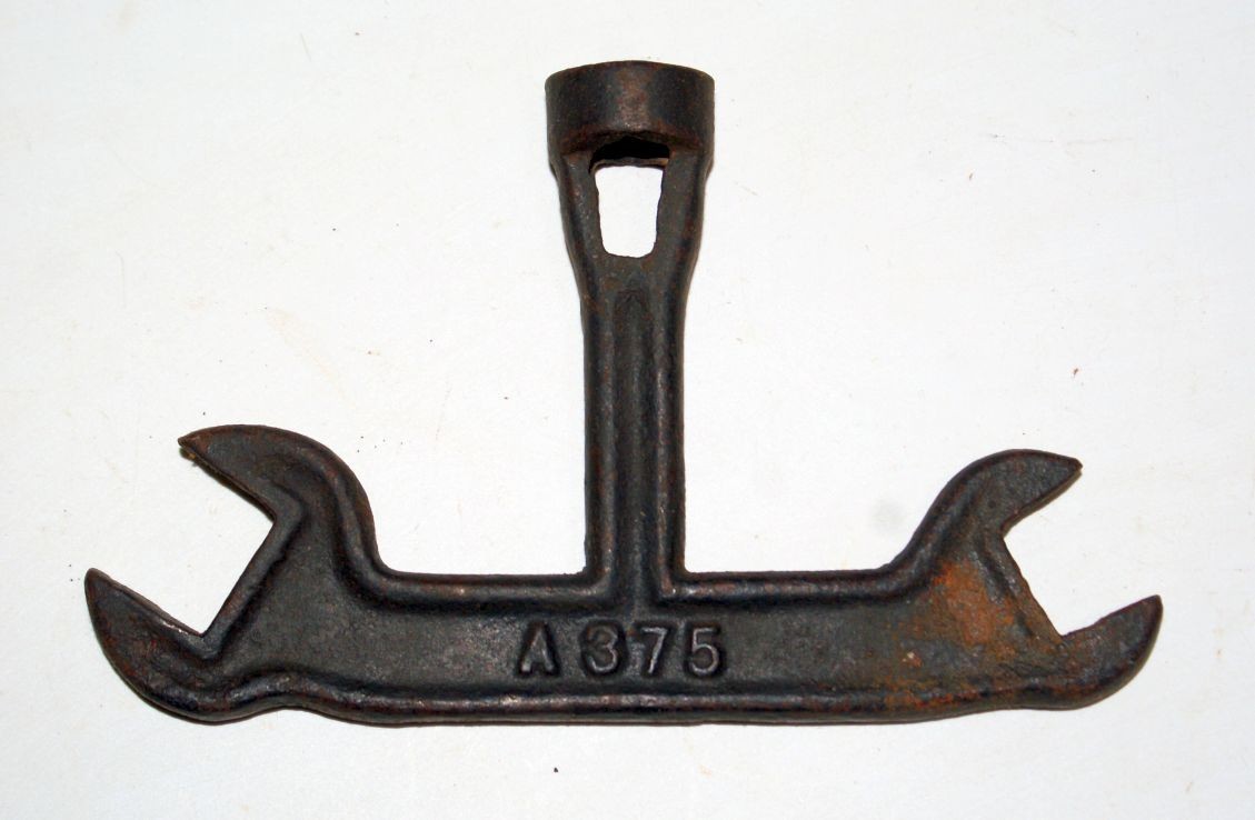 HAYES Pump & Planter A375 Farm Implement Plow Wrench Tool Galva IL Old Vintage