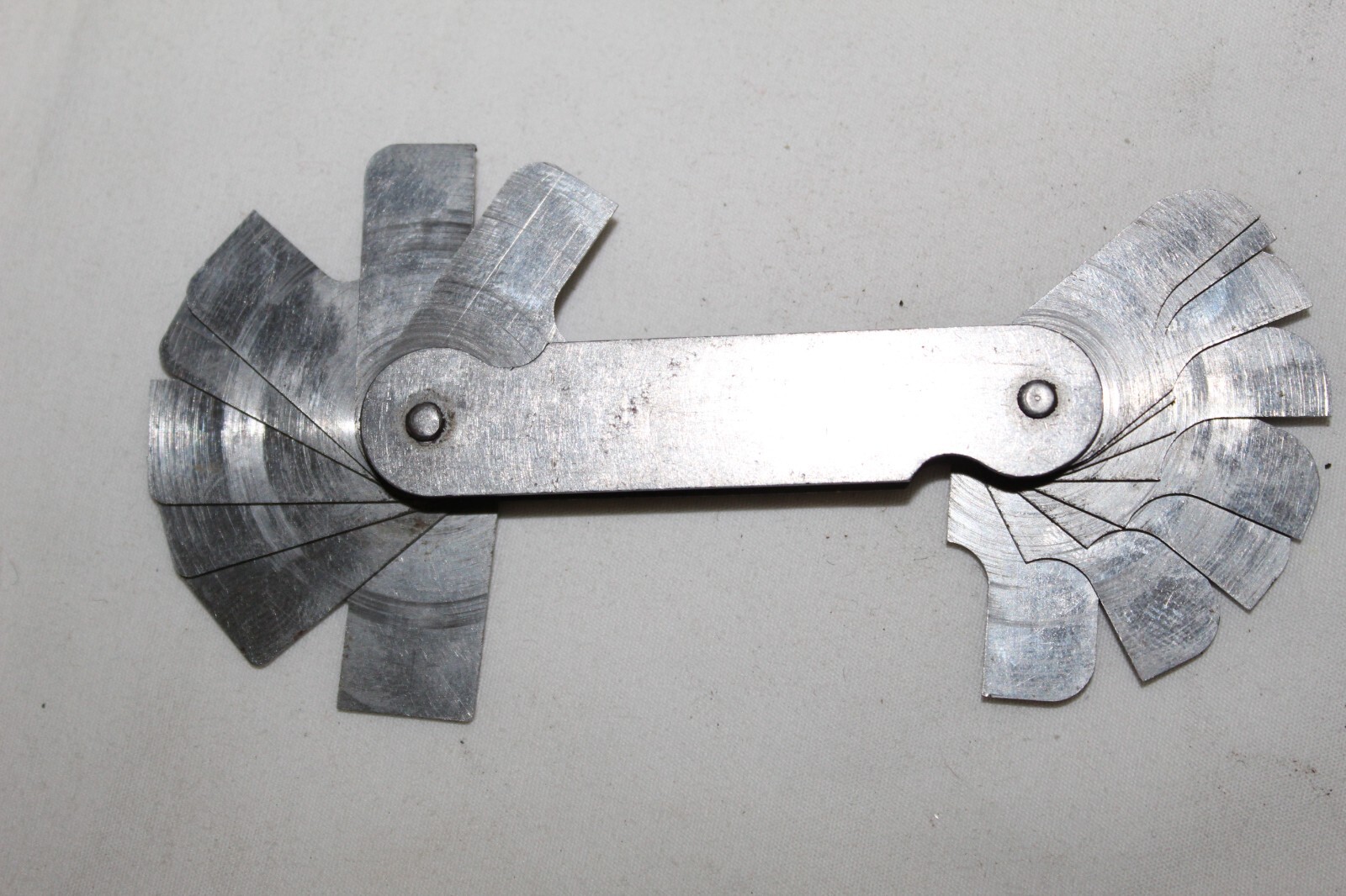 VINTAGE L. S. Starrett 272A Fillet Radius Gage 1/32-17/64″ Range Machinist Tool