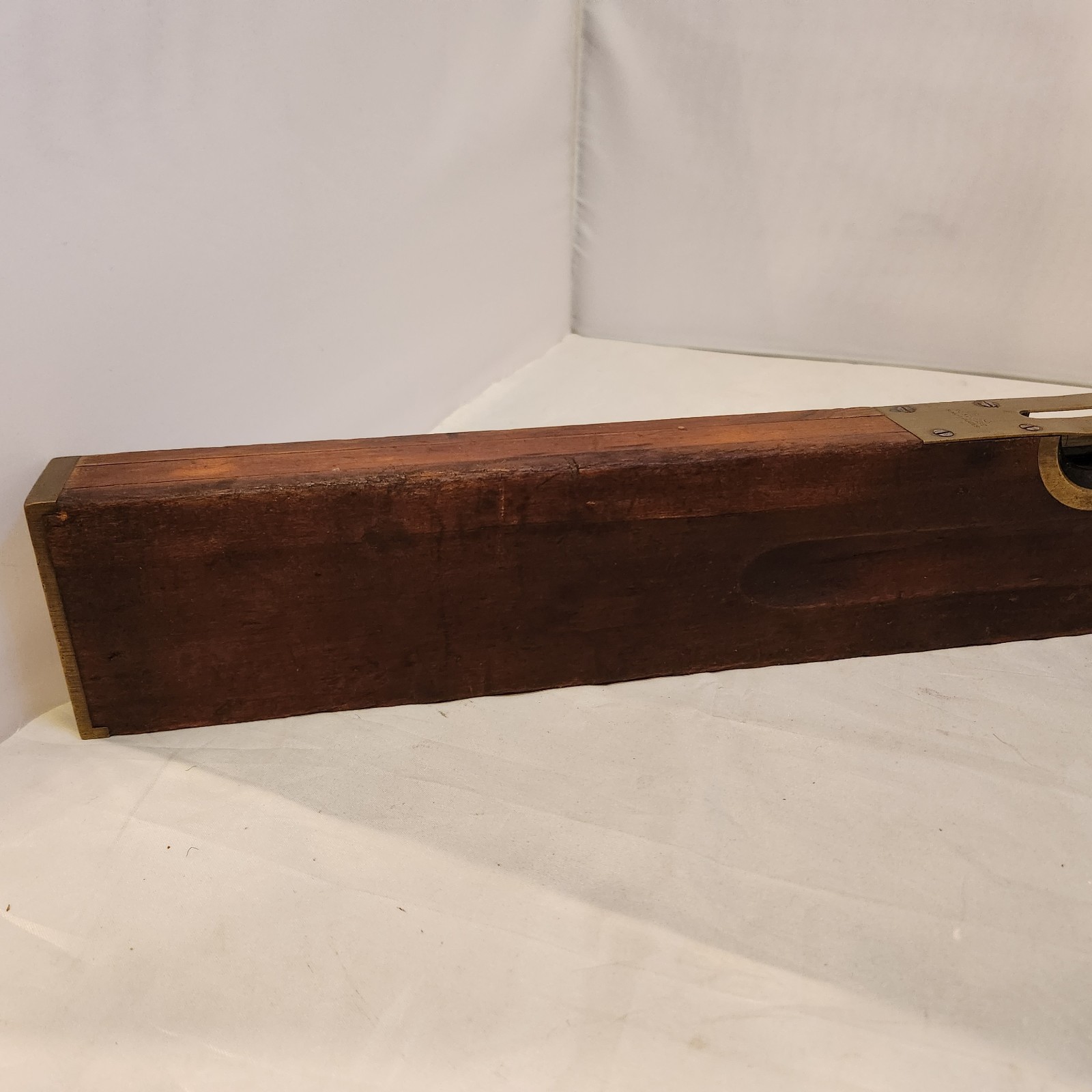 Stanley Rule & Level Co. No. 5 Adjustable 26″ Level