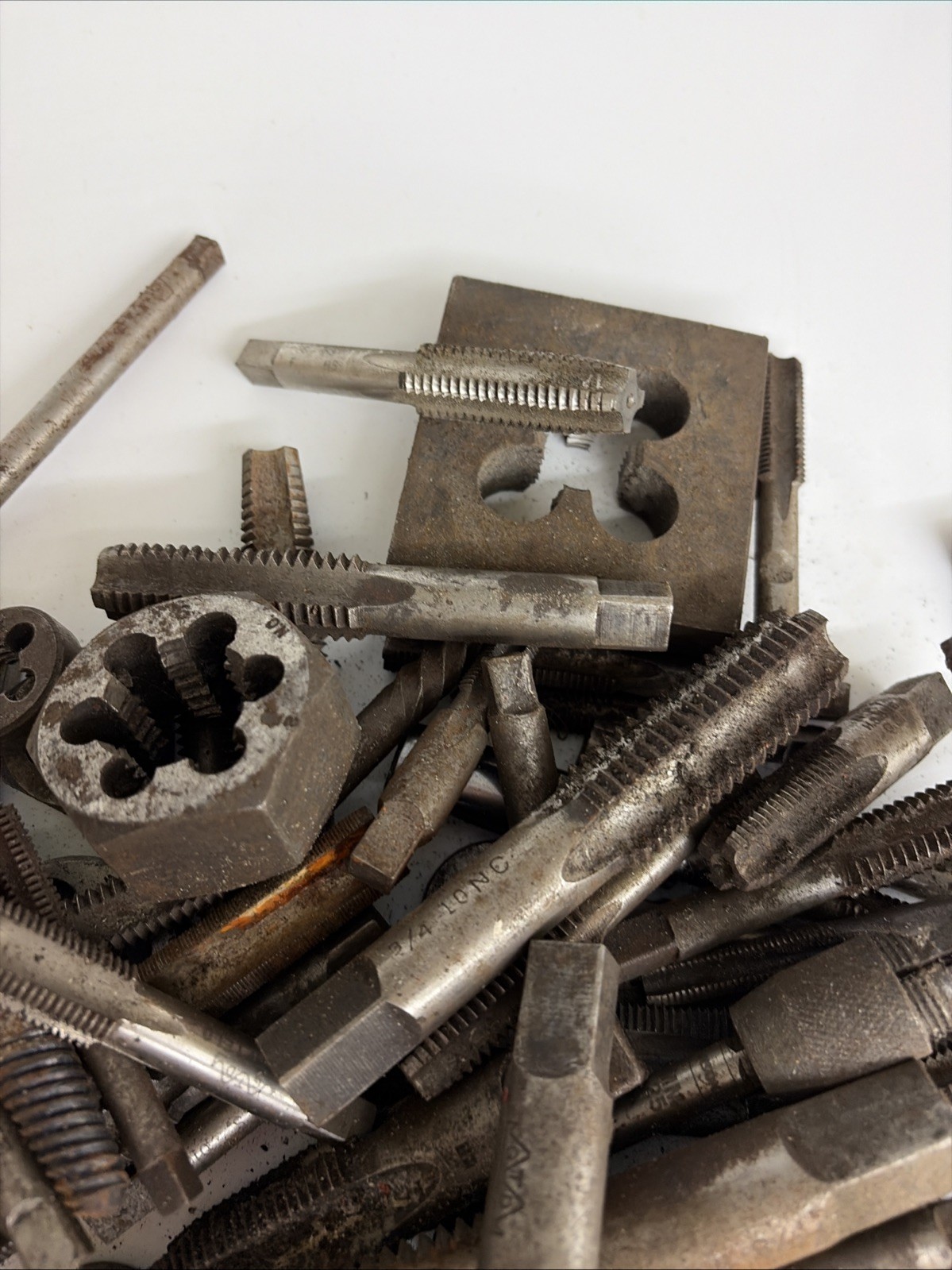 Vintage Taps & Dies Lot 7.5 lbs Mixed Sizes Bulk Machinist Threading Tools
