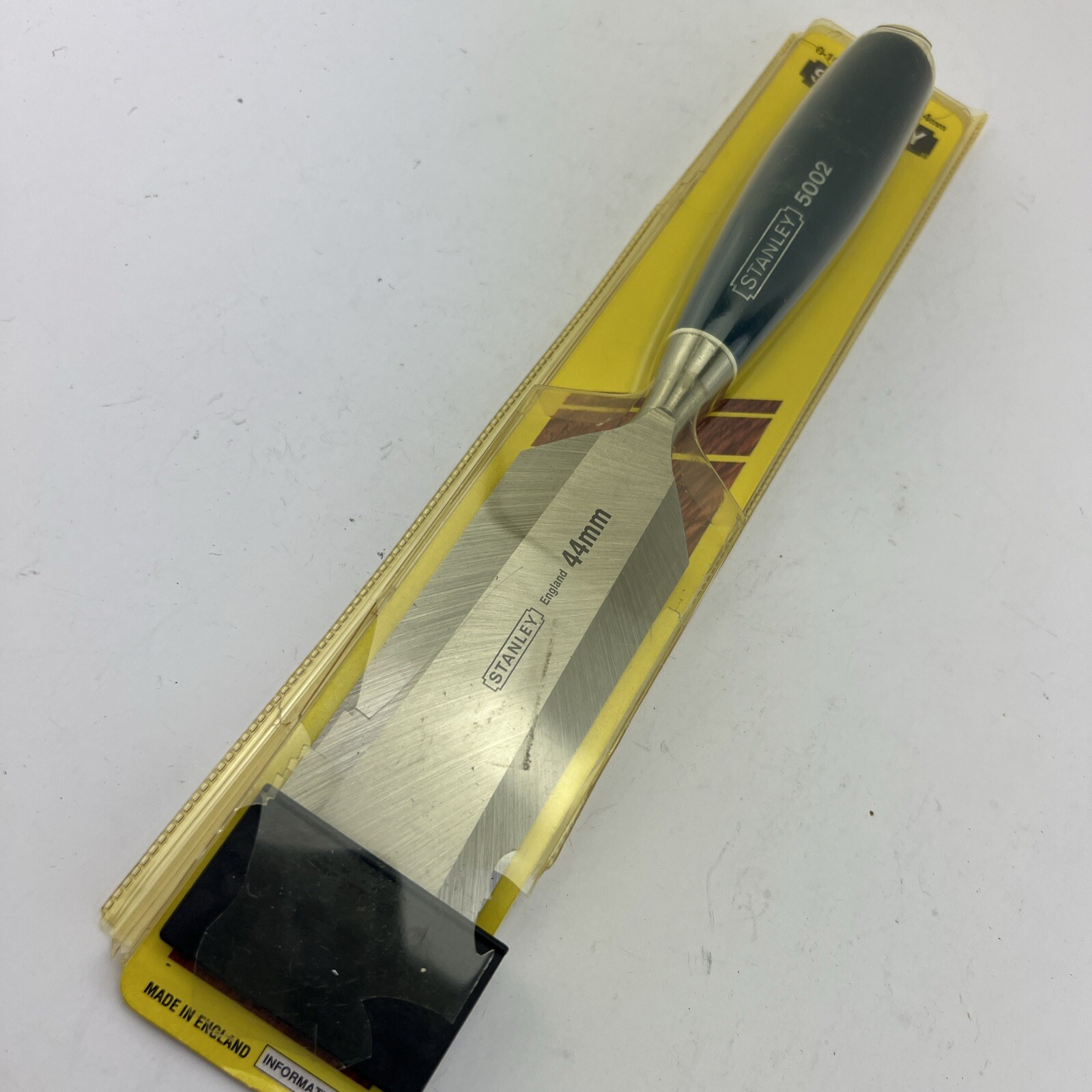 STANLEY MADE IN ENGLAND 44mm/1-3/4” No 5002 BEVELEDGE PARING CHSL NEW OLD STOCK