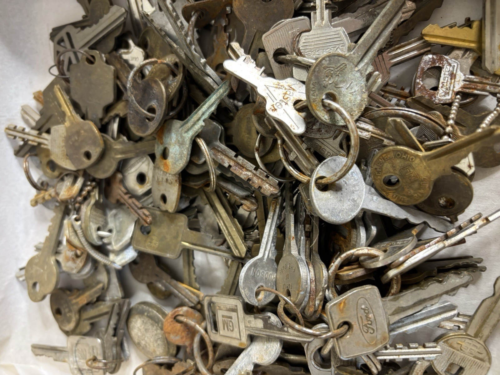 Mixed Key Lot Old Keys Vintage Cut Auto Padlock GM Ford About 3 Pounds