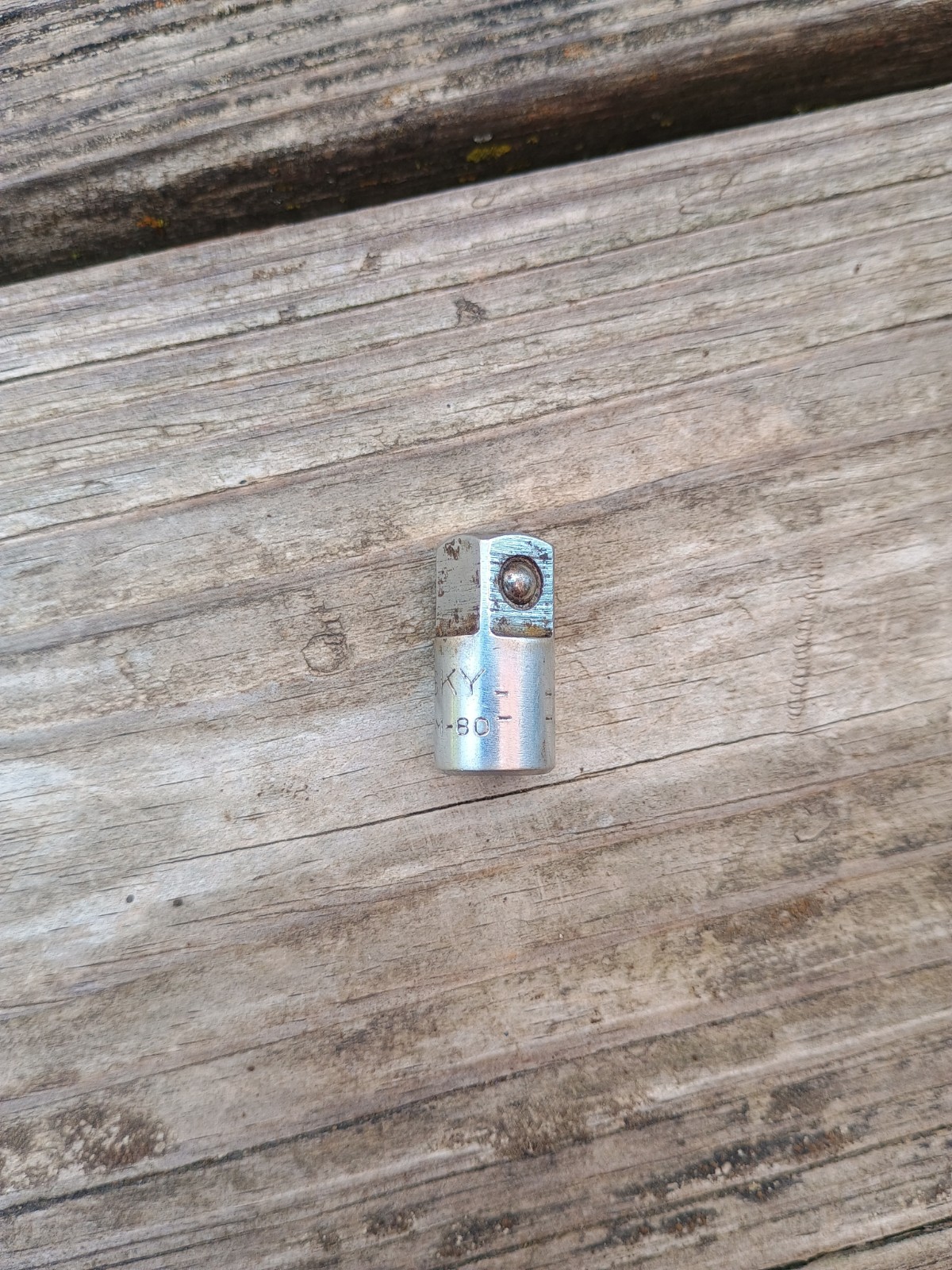 Vintage Husky 1/4″ Drive to 3/8″ Drive Adapter CM-80 USA
