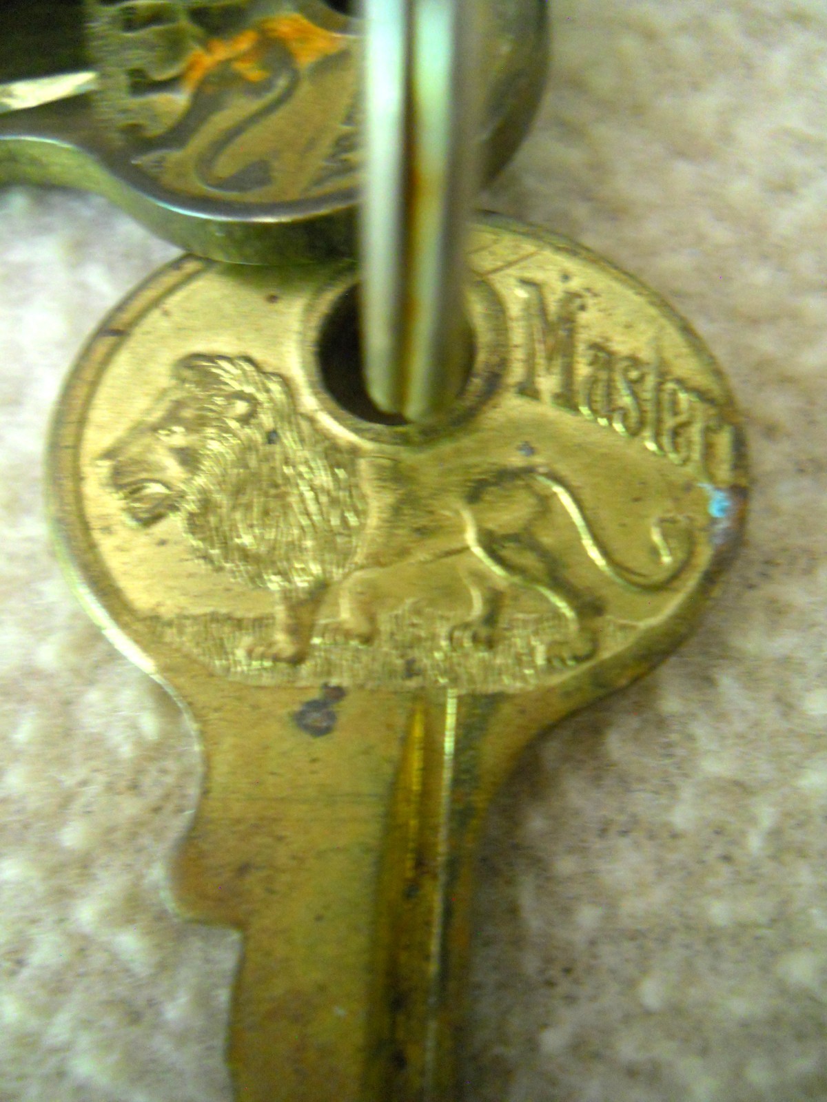 Vintage Master Lock Co # 5 Padlock with 5 Lion Keys