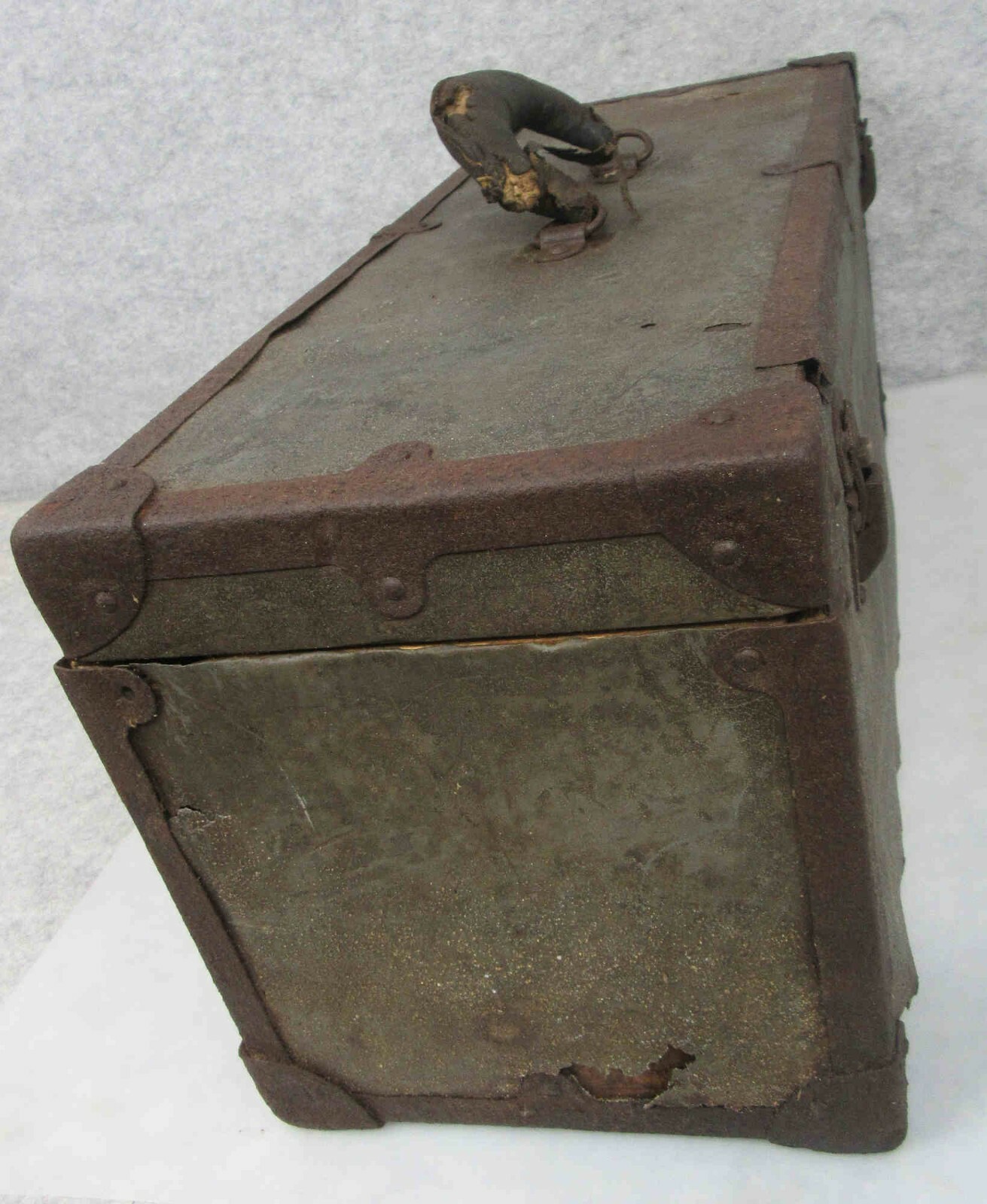 Rat Rod Rustic Man Cave Garage Antique Early Galvanized Vintage Tool Box Chest