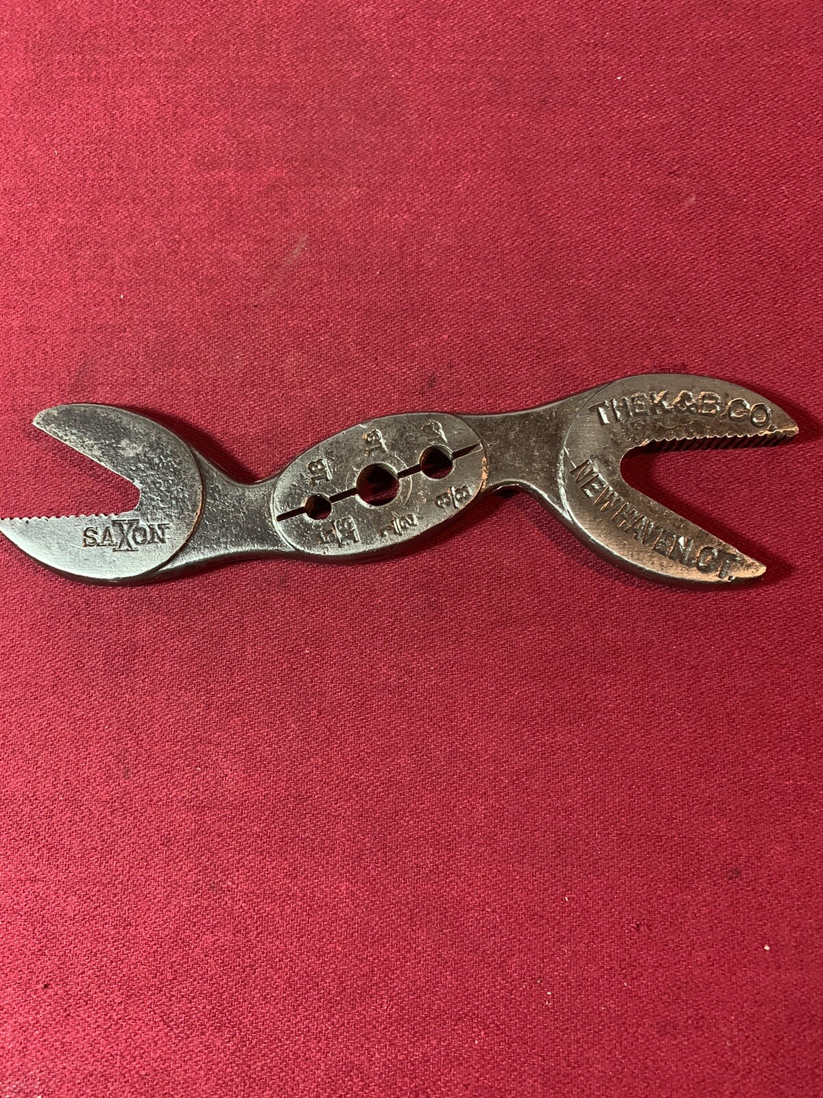 Vintage | Saxon | K & B Co. New Haven CT. | Double Alligator | Thread Wrench