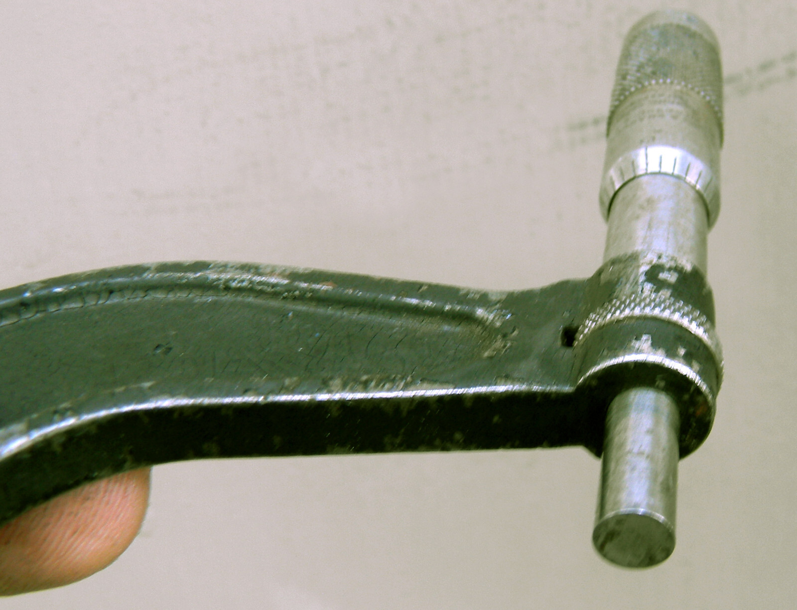 Vintage BROWN & SHARPE No 65 3-4″ Range Caliper Micrometer Machinist Tool