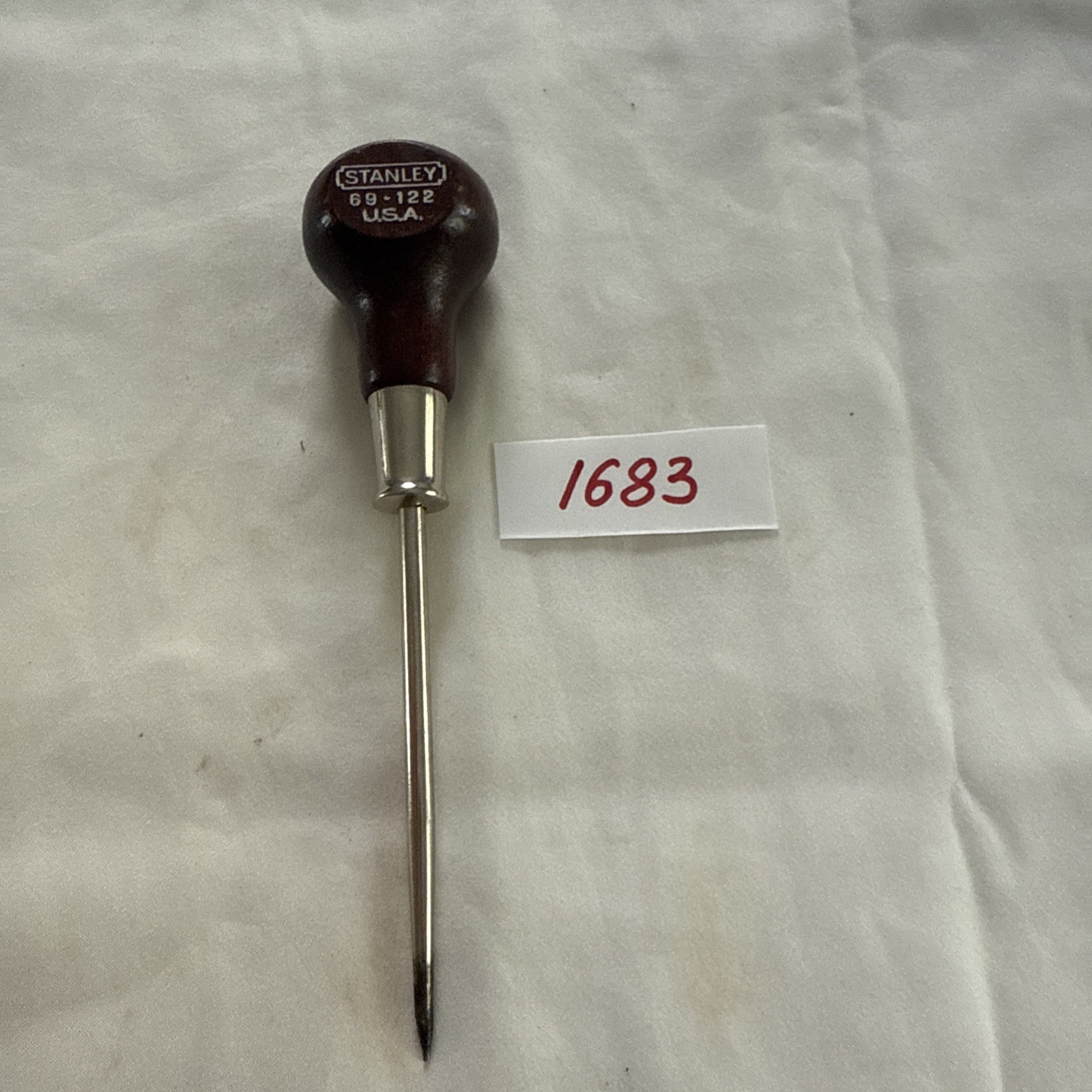 Stanley 69-122 6-1/16″ Alloy Steel Blade Wood Handle Scratch Awl
