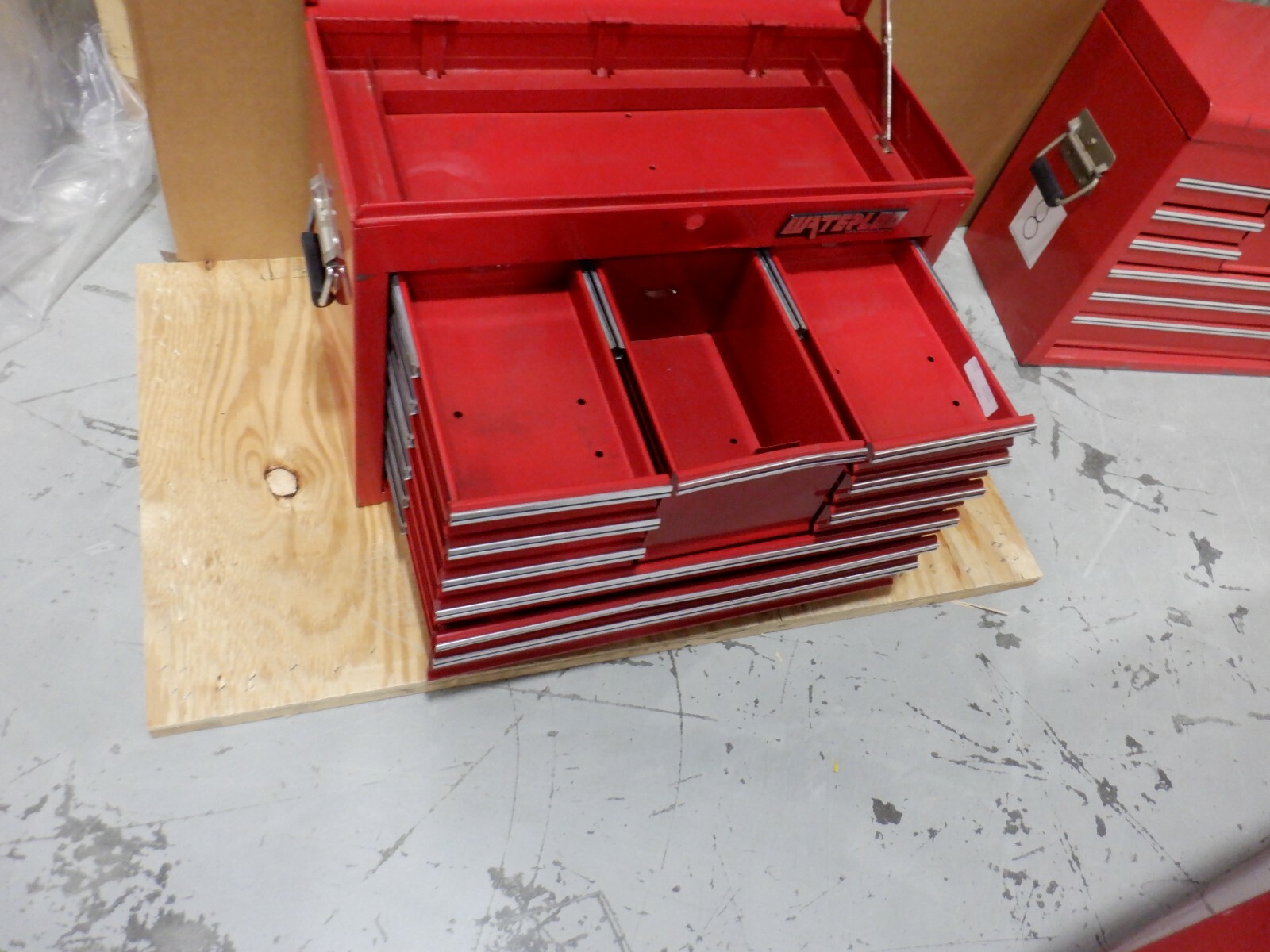 WATERLOO PROFESSIONAL WI-1000 10 DRAWER TOOLBOX NO LOCK