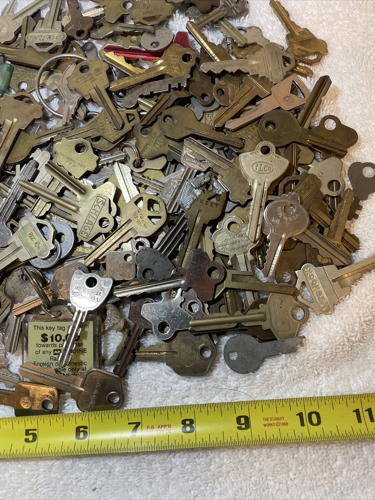 VTG 220+ Vintage Key Keys Lot House Skeleton Auto Cabinet Keys All Companies #3