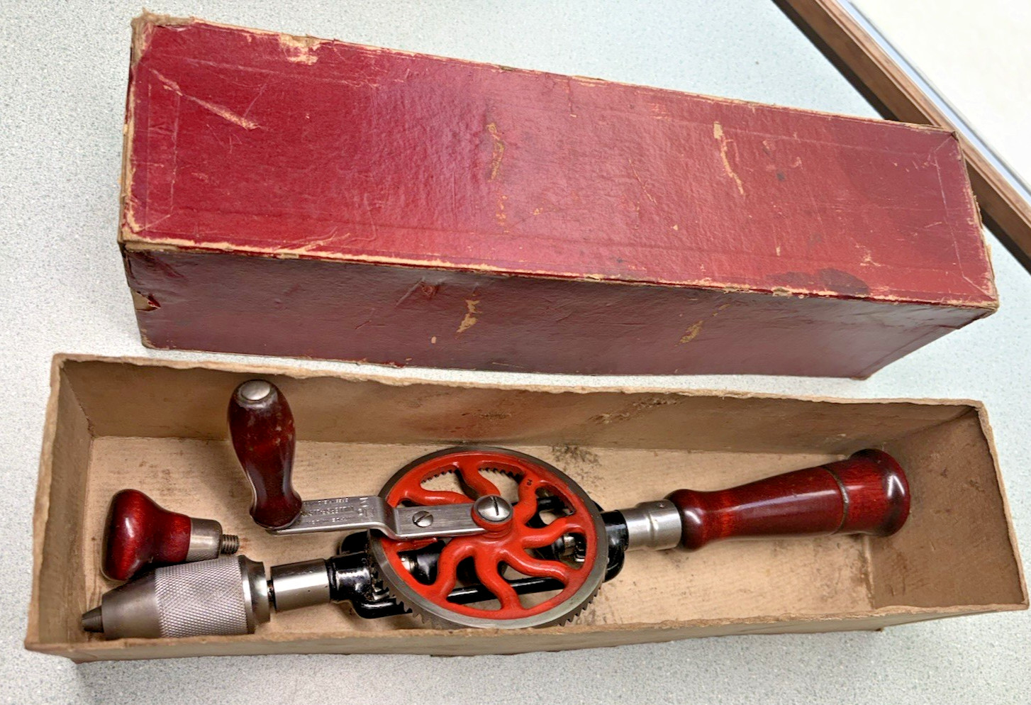 Millers Falls Vintage MINT No. 2 Woodworkers Hand Drill 3/8″ Cap w/ BOX rare wow