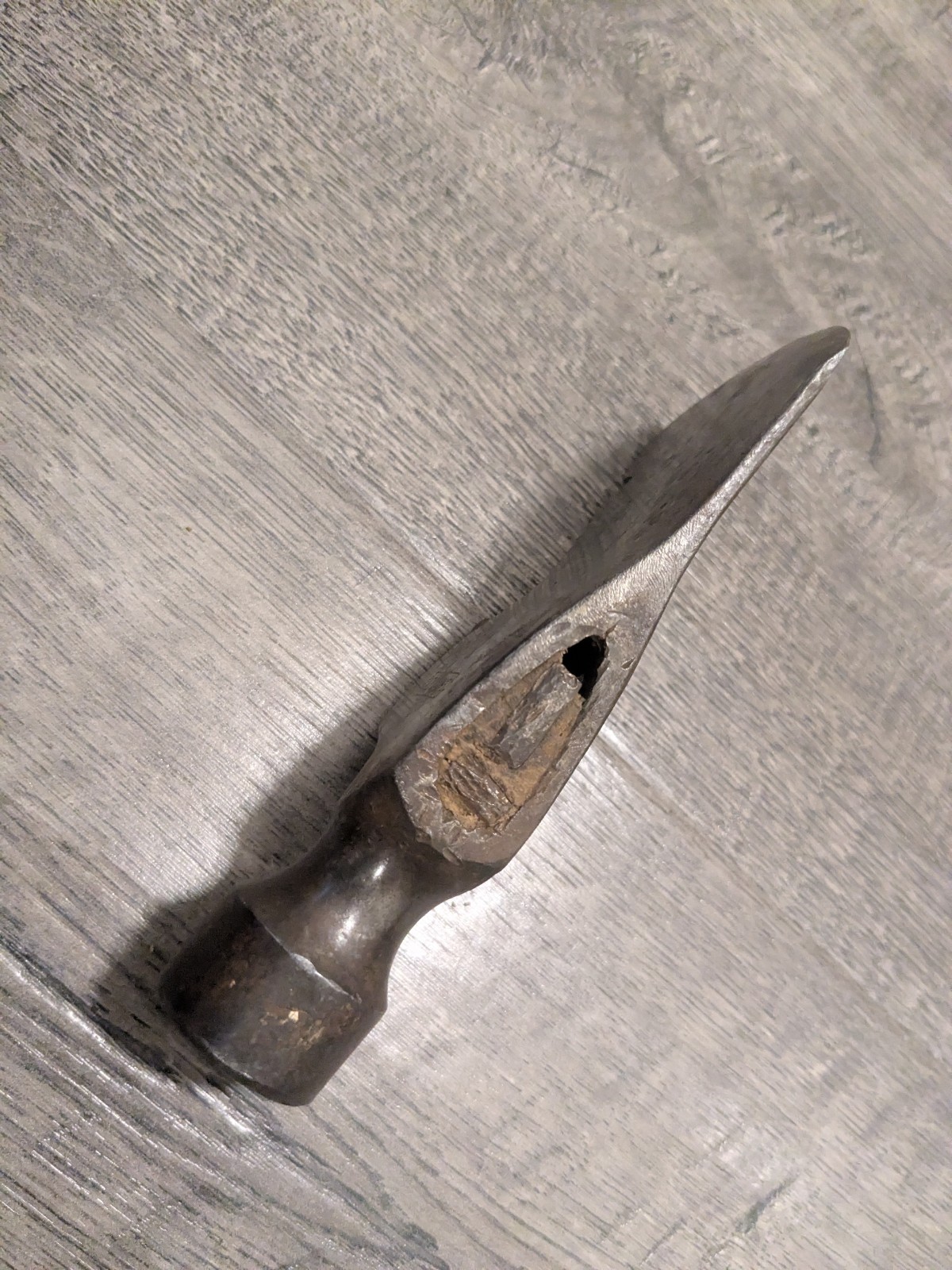 Vintage STANLEY Half-Hatchet Carpenter’s Axe Roofers Nail Puller