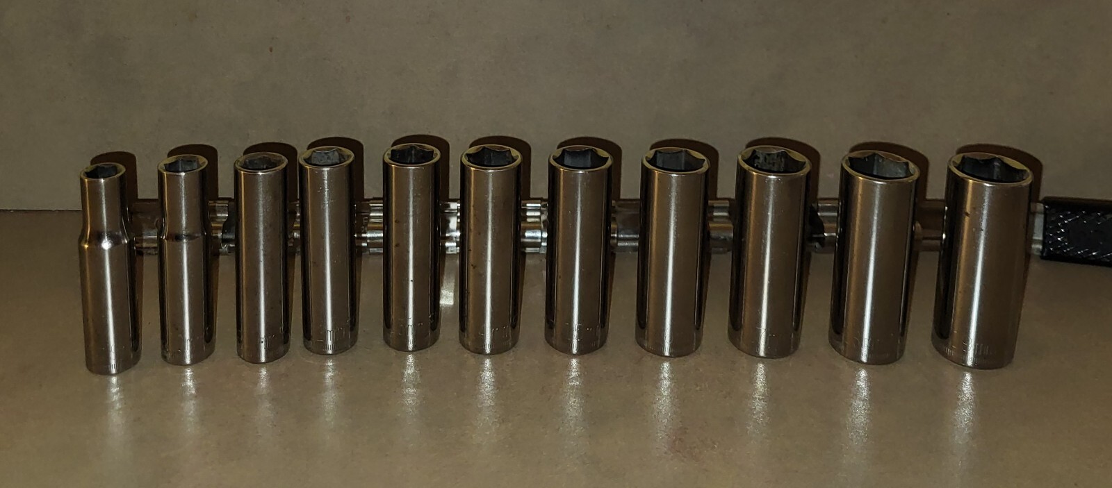 CRAFTSMAN METRIC 3/8″ Dr DEEP Socket Set 11pcs 6 point 9mm – 19mm – G Series USA