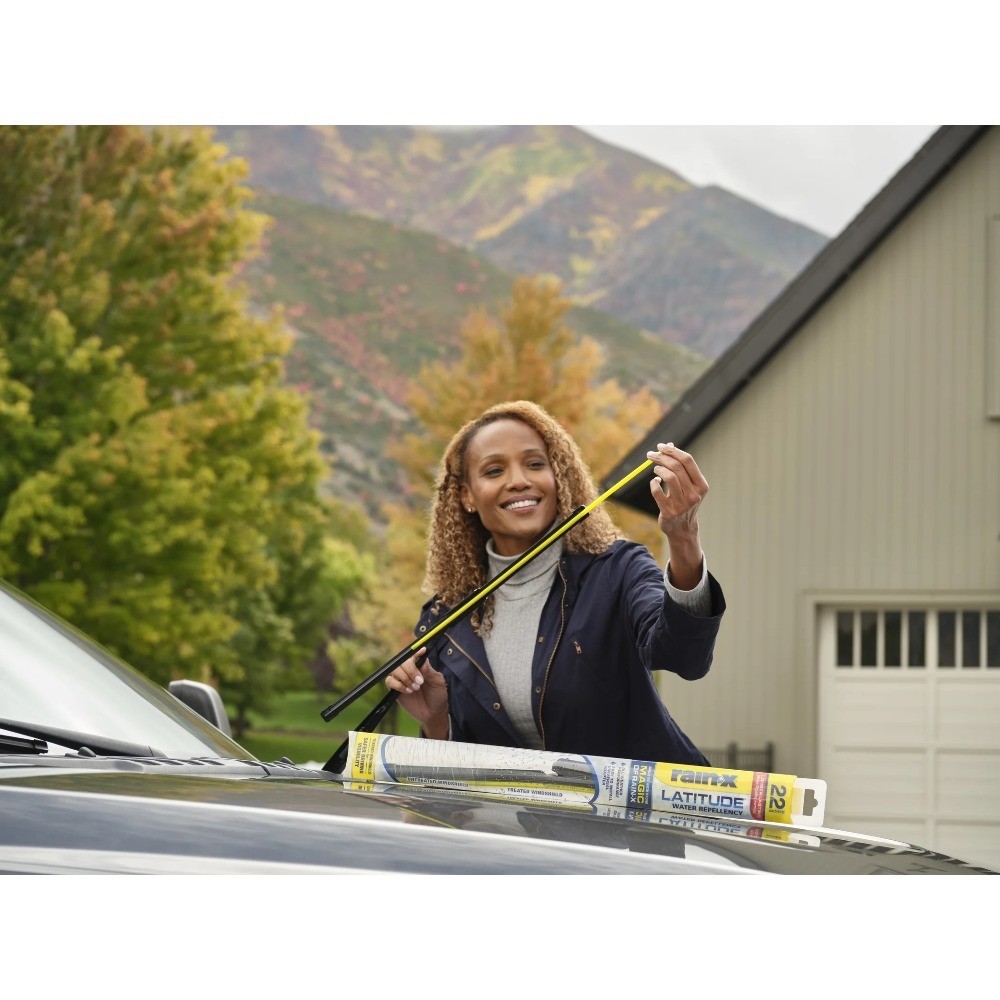 Latitude Water Repellency 2-IN-1 Windshield Wiper Blade 24 Inch