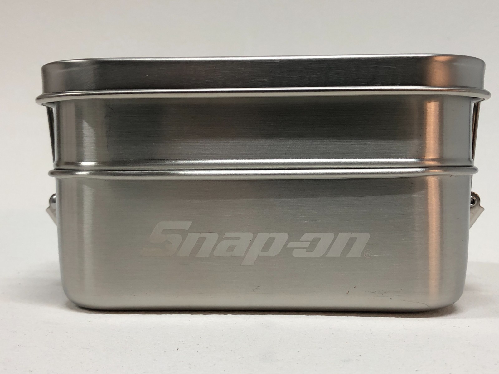 New Snap-on Tools Metal Lunch Box 3 Piece Container Camping Kit Sealed Clasp Lid