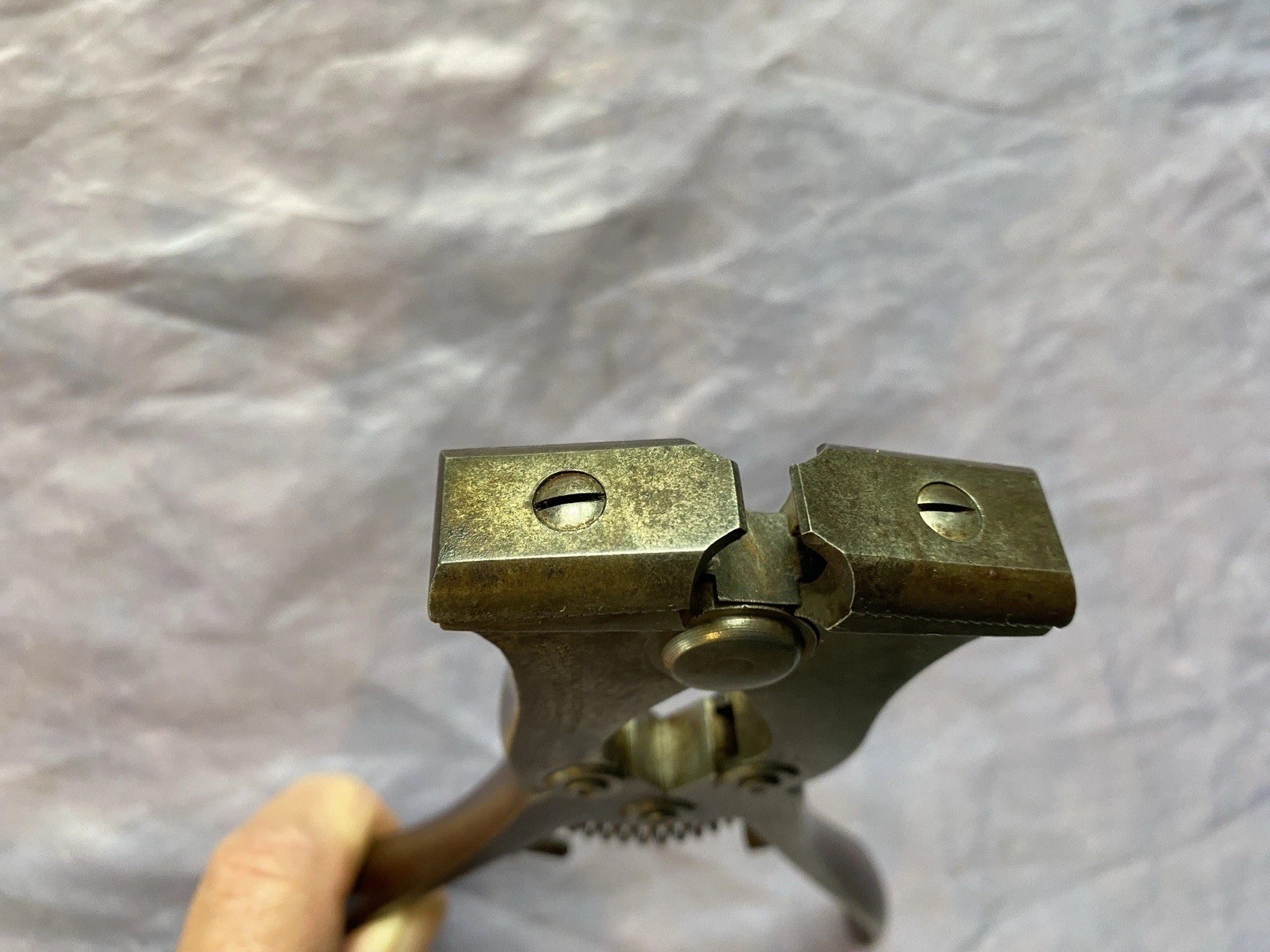 VINTAGE EARIY L S STARRETT MUSIC WIRE CUTTER – VERY GOOD COND NICE PATINA
