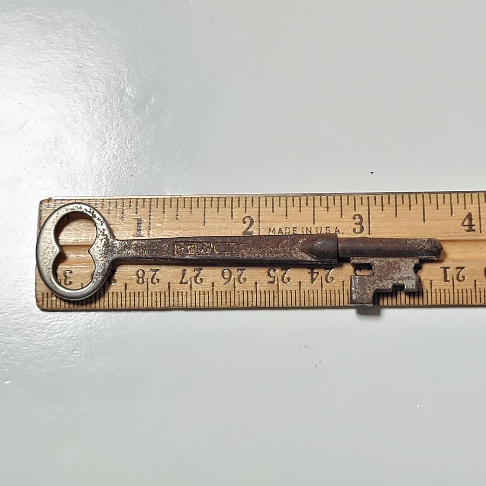 Vintage Sargent No 2 Solid Barrel Antique Skeleton Key Approx 3 5/8″ Cat#J12-65
