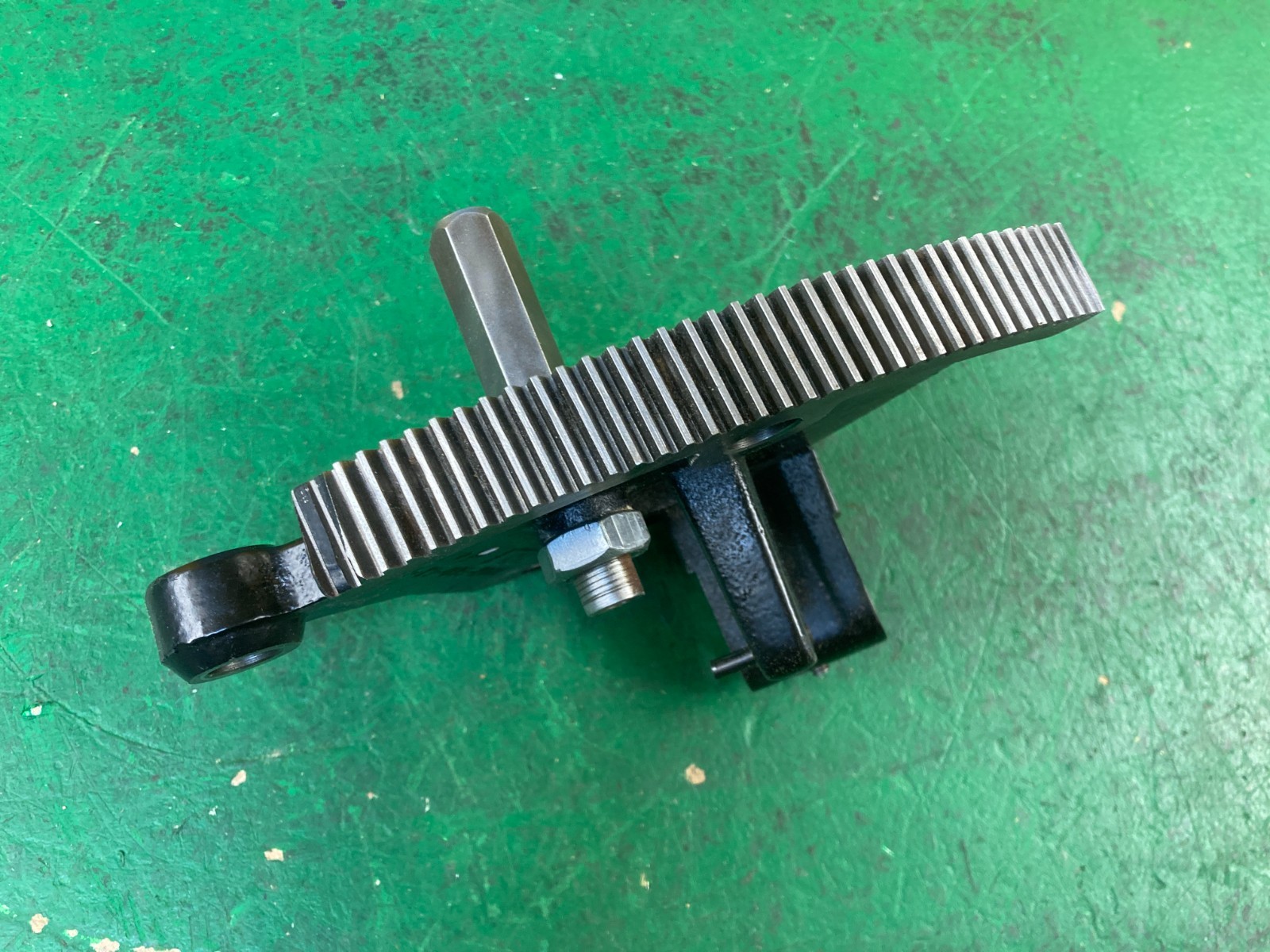 Delta 34-441 34-441 Table Saw 422-19-095-2001 Bevel Tilt Bracket Arbor