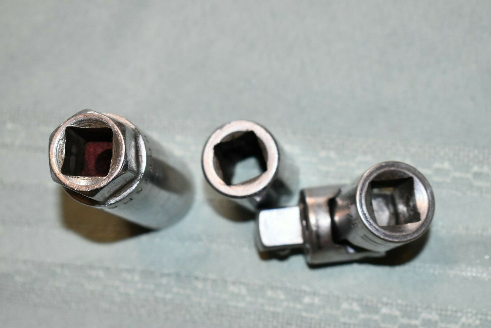 Vintage CRAFTSMAN V Series 1/2″ Drive Universal Swivel SOCKET + 11/16 Tool USA