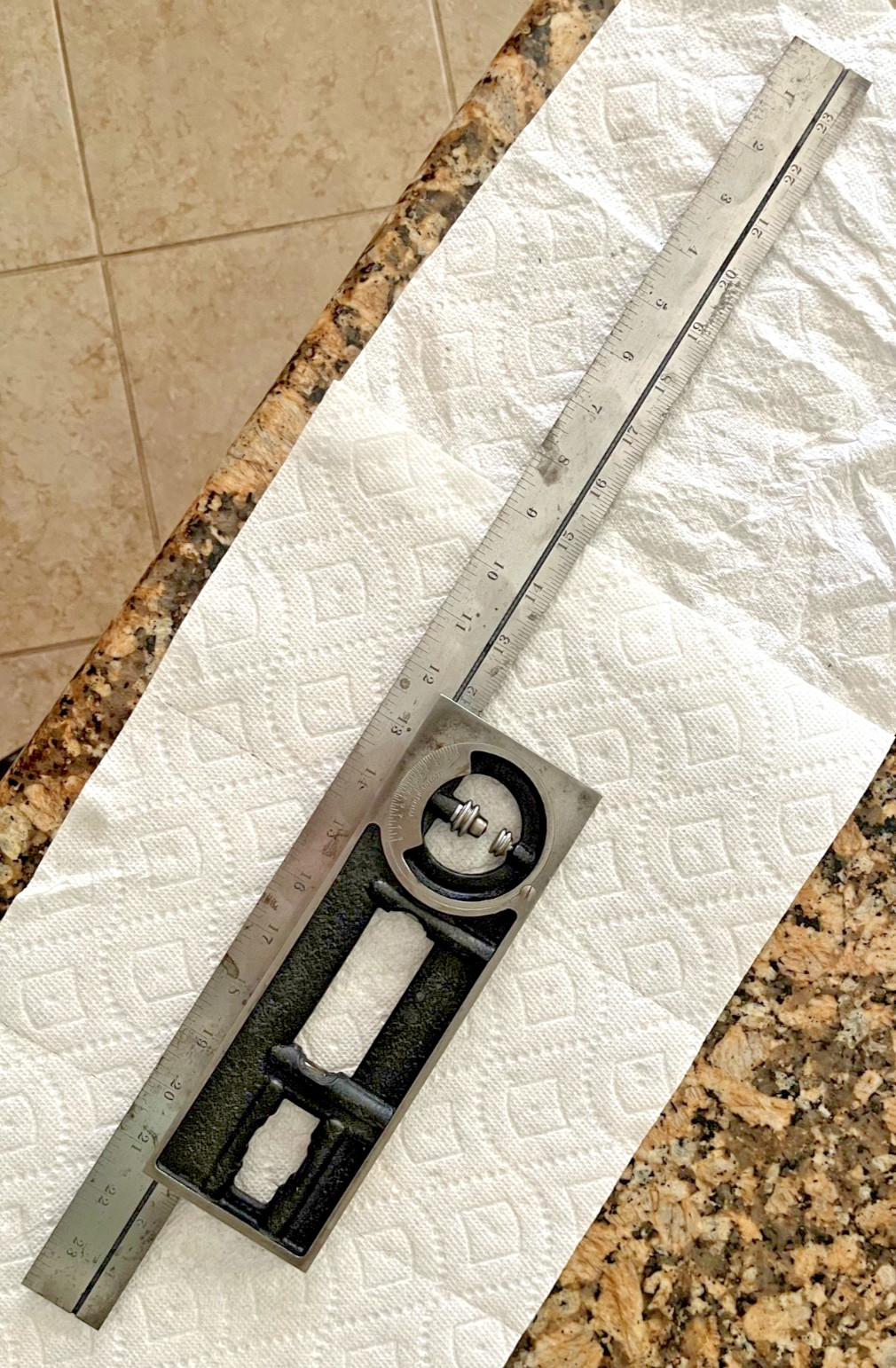 Vintage Starrett 439 Builders Square Tool 24″ Blade 4R Grad Made in USA