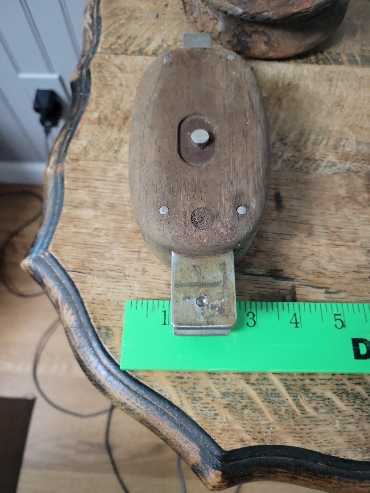 Antique/vintage Lot Of 3 Primitive Farmers Wooden Pulleys/blocks Incomplete.