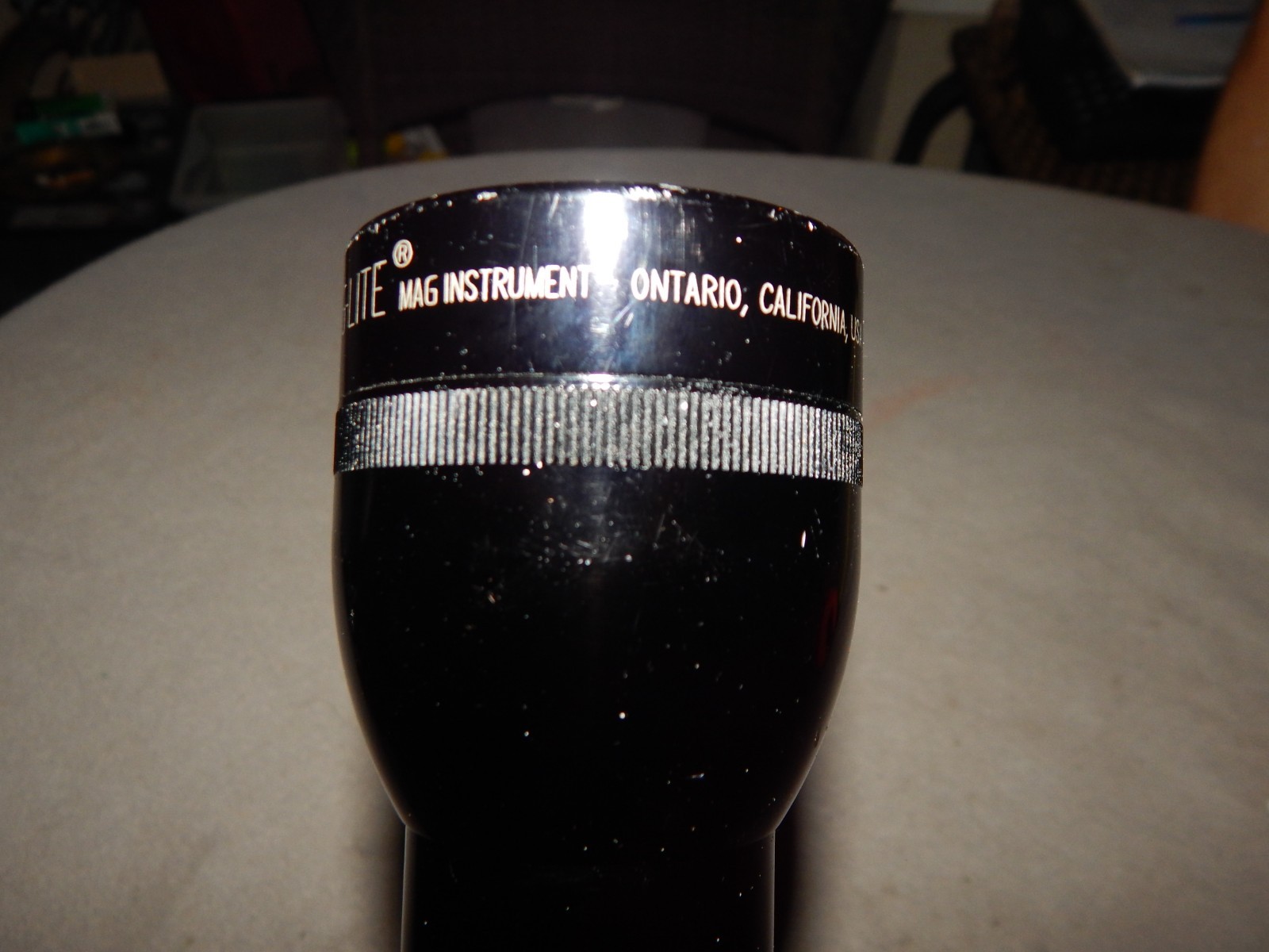 Vintage? Mag Co Mag-Lite Police Flashlight 19 1/2″ Long Works Estate Find