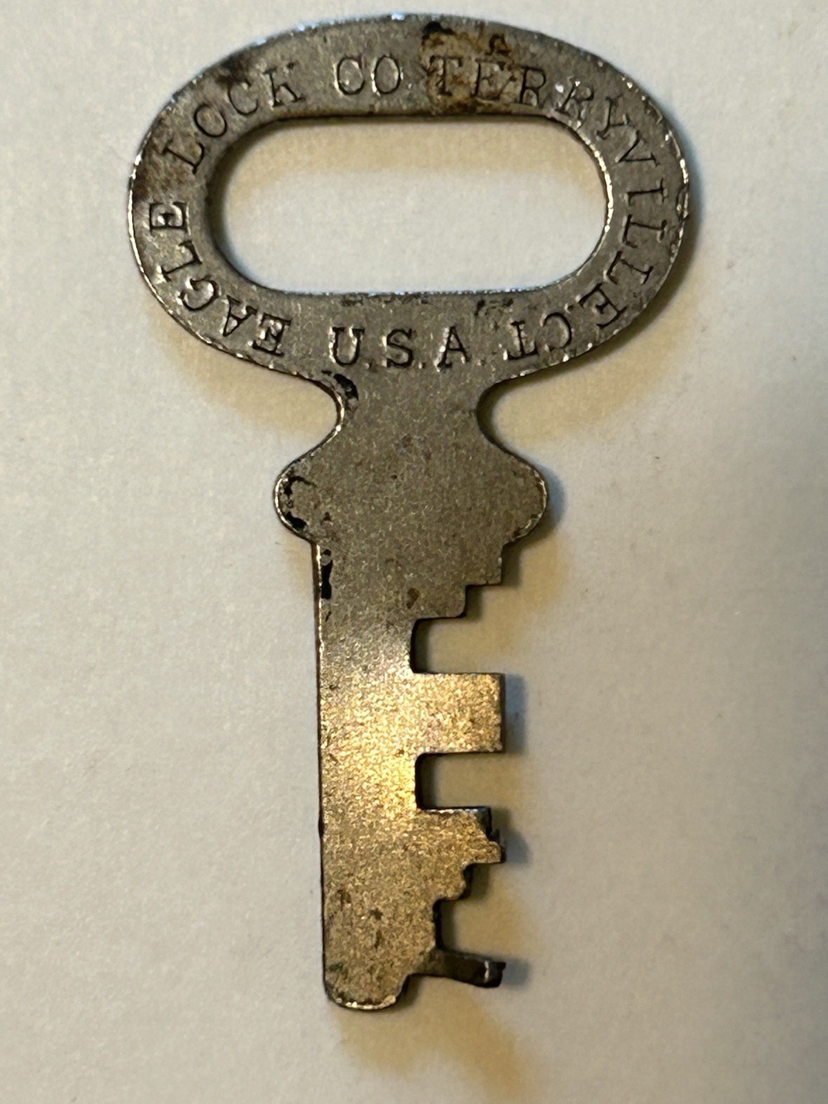 Vintage Lot Of 28 Flat Pressed Keys, Eagle, Master