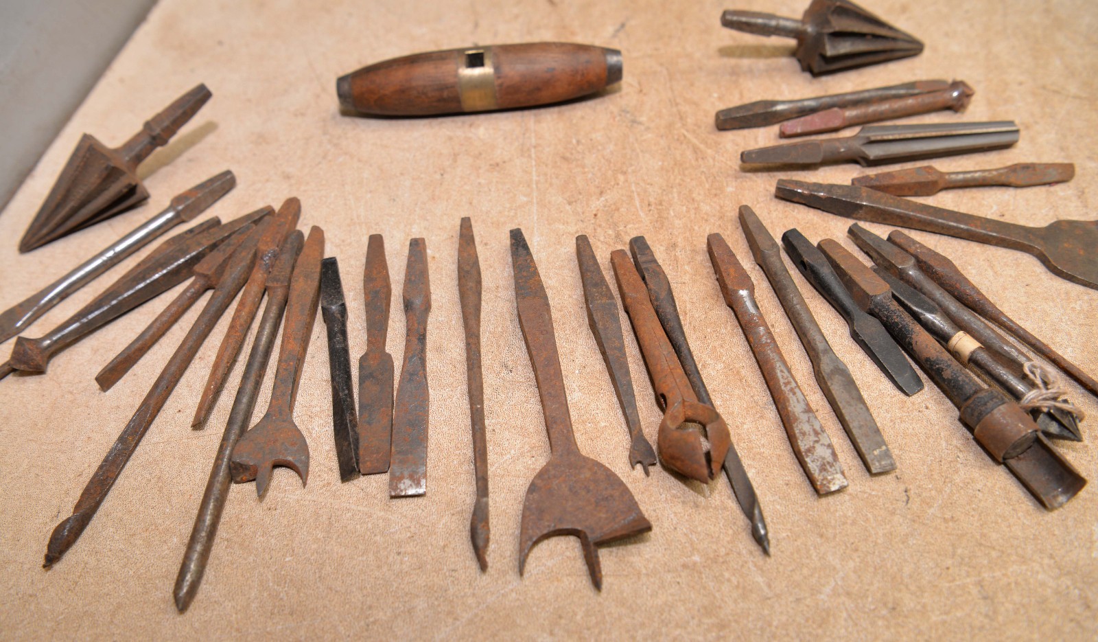 Rosewood brass handle 30 antique auger drill bits collectible vintage tool lot