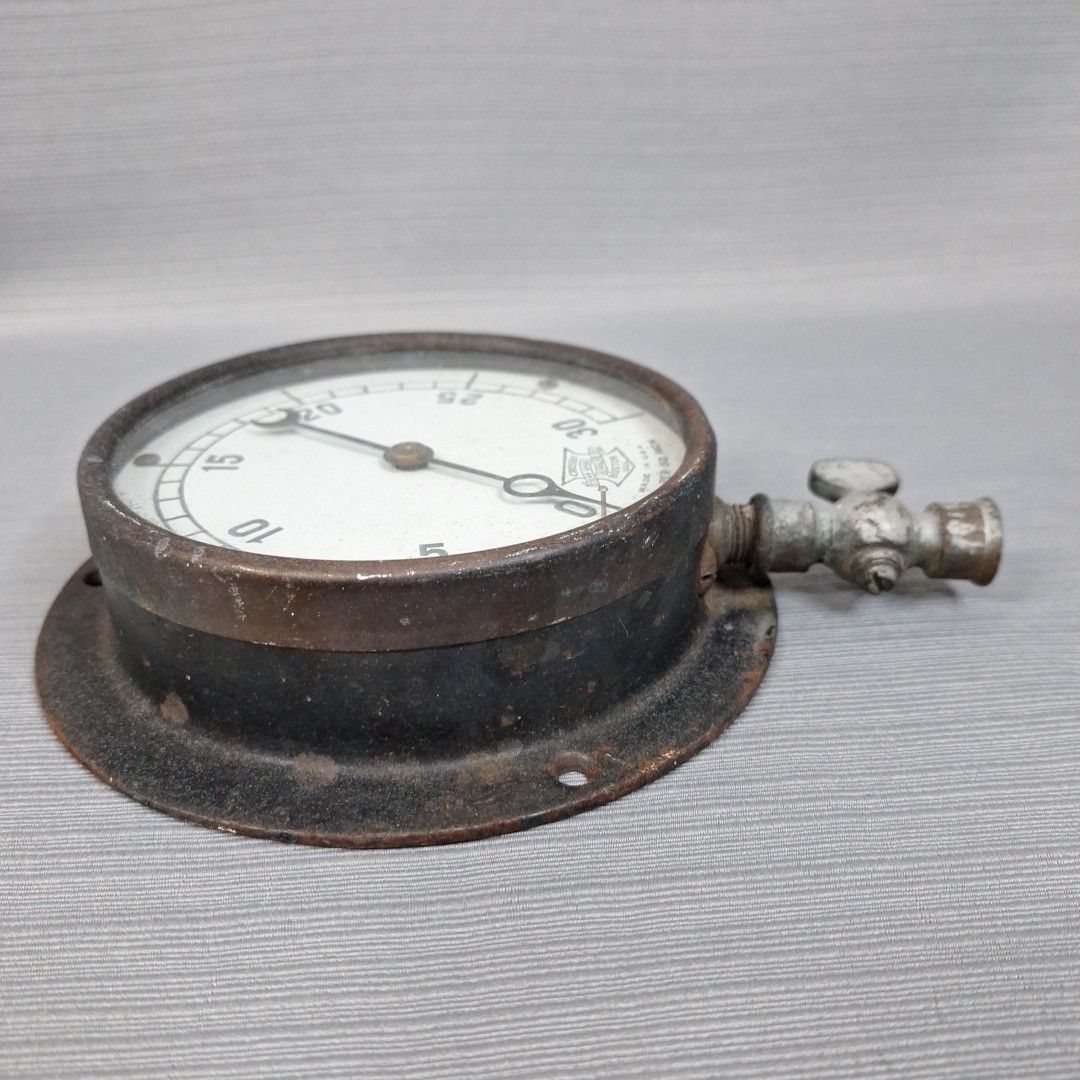 Crosby Steam Gage & Valve Co Boston, MA USA Pressure Gage Heavy Metal Steam Punk
