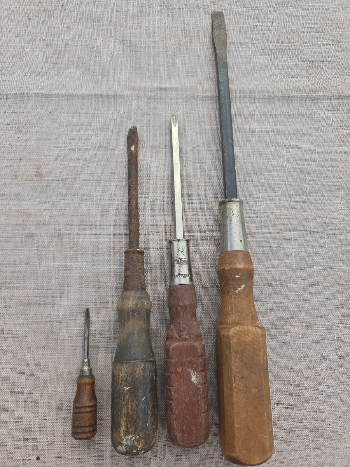 Screwdriver Wood Handle Mixed Lot Unbranded Various Size