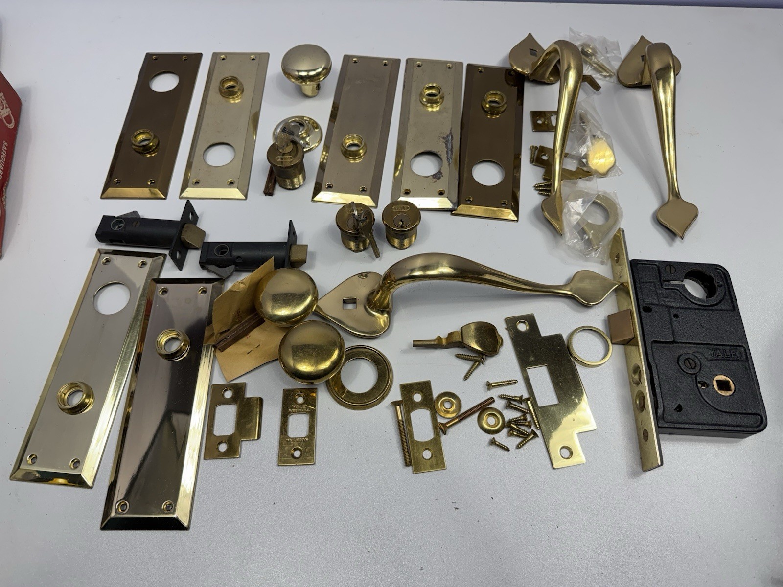 Yale Mortise Lock Set With Tumbler Keys Brass Hardware Lot Handles Escutcheons
