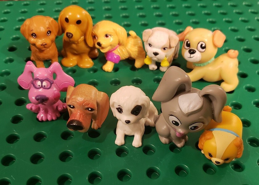 LOT OF 132 small animal, puppies and kittens and a whole lot of cute faces