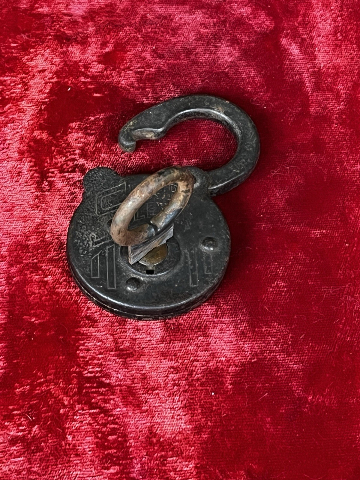Secure Lever Steel Padlock With Key-Working Condition