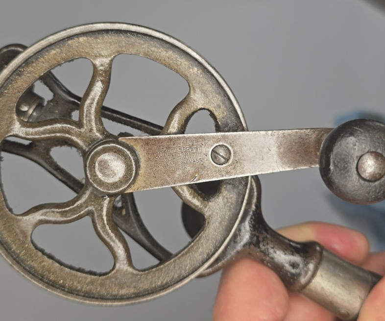 Goodell-Pratt Co No 4 1/2 Eggbeater Inch Hand Drill