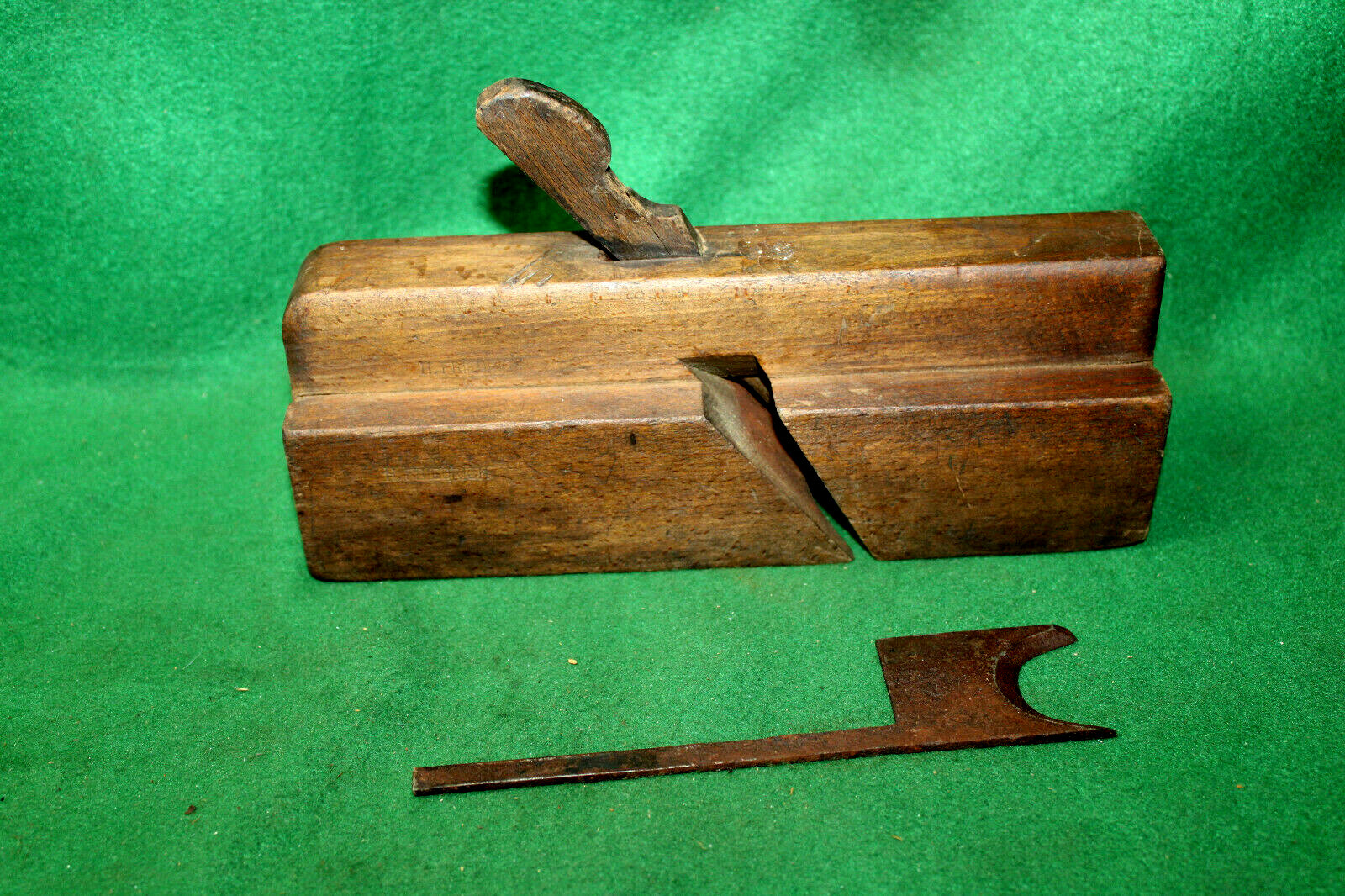 Good User Antique Vintage 1-1/2″ Nosing Moulding Plane Inv#JM10