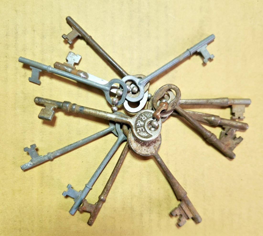Antique Skeleton Keys Lot Solid Barrel Vintage Collectible Various Style Length