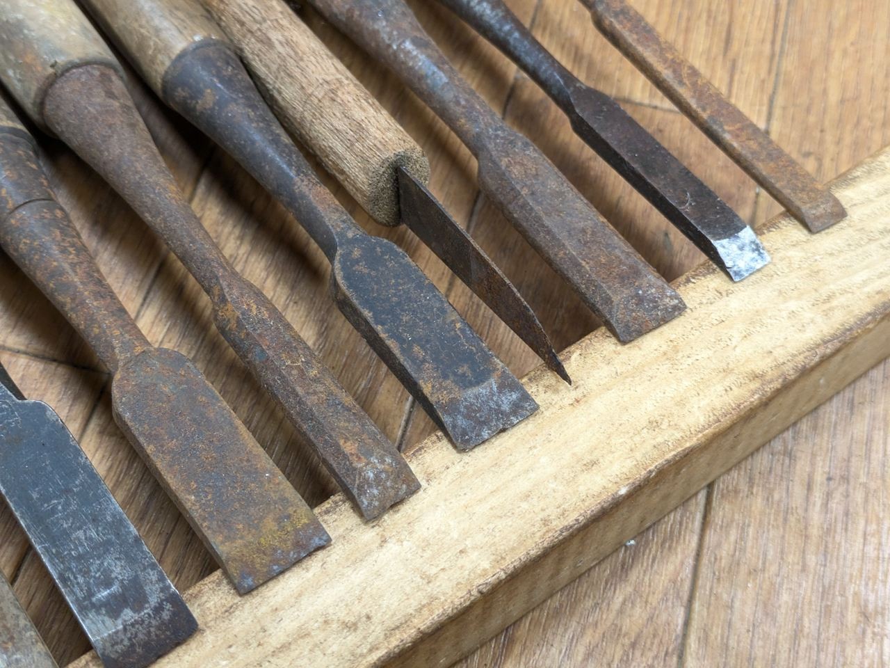 BROKEN DAMAGED Japanese vintage chisel 31.18.24.16.17.11.1.17.15.10.9mm RB309