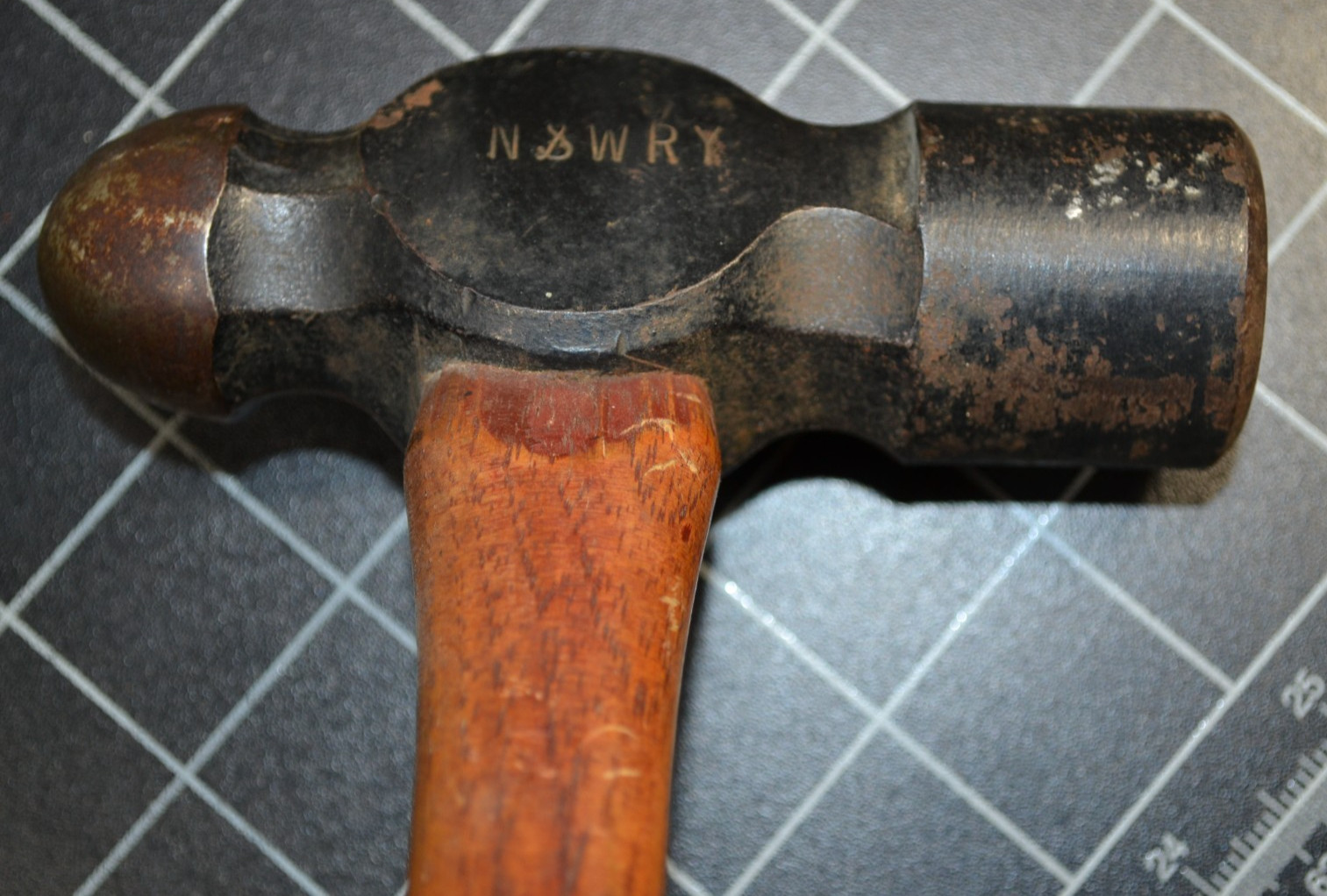 PLUMB – N&W – NORFOLK & WESTERN RR – 40oz – BALL PEIN HAMMER – ORIGINAL HANDLE