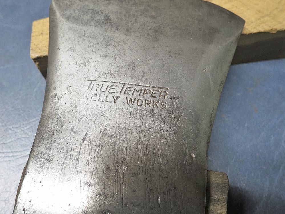 TRUE TEMPER KELLY WORKS MARSHALL WELLS ZENITH STAR LOGO 10 1/8 IN. AXE HEAD
