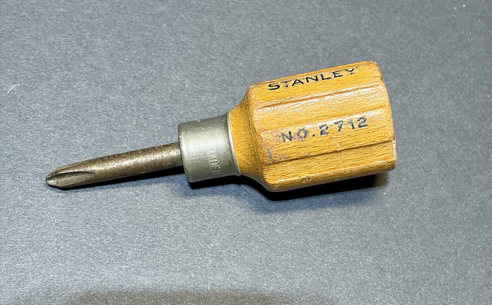 VTG Mid Century STANLEY #2 PHILLIPS SCREWDRIVER WOOD STUBBY No2712