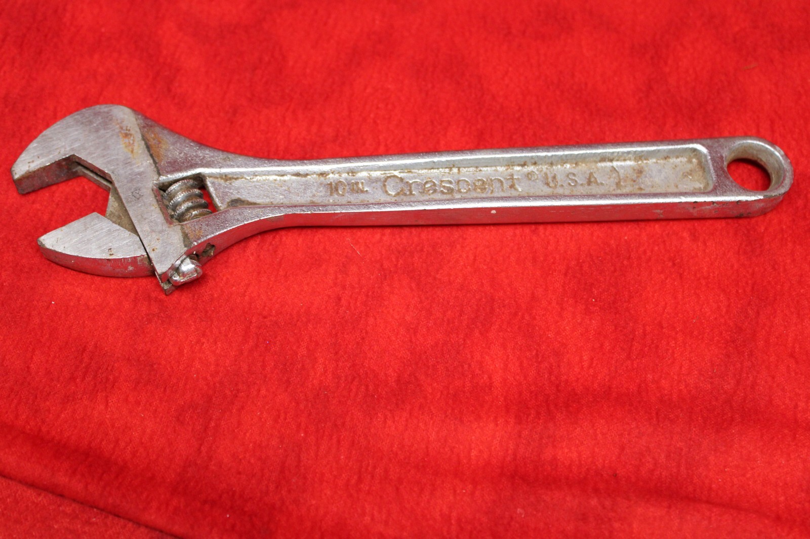 VINTAGE 10″ CRESCENT CRESTOLOY FORGED STEEL ADJUSTABLE WRENCH – USA (K33)