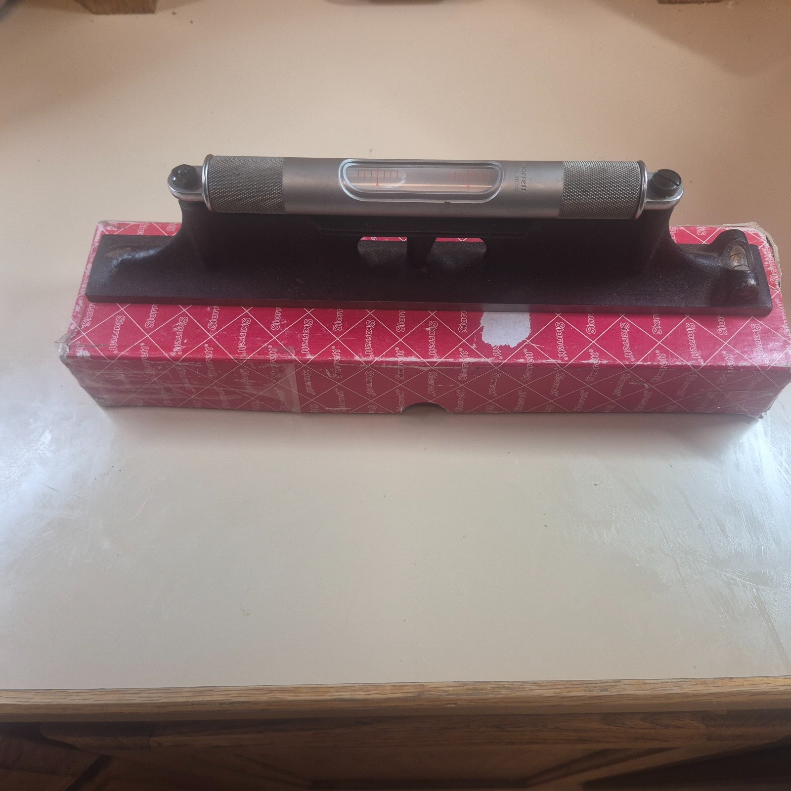 Starrett 98-12 Precision Machinist Level 12″ No. 98 USA w/ Original Ok Box.