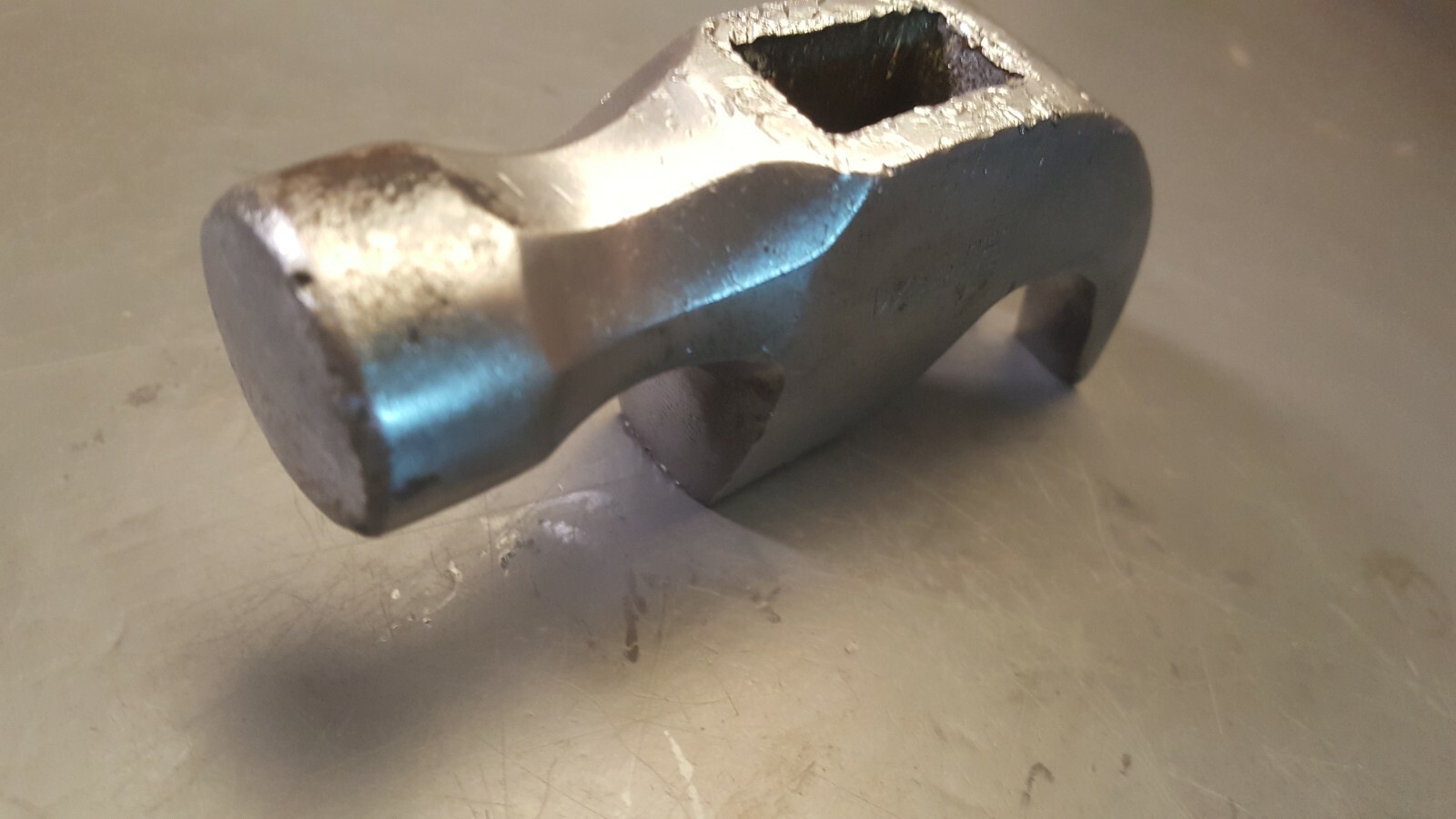 Vintage Worth “Worth” Claw Hammer Head 18 oz. 4.5″ Length 1″ Face Old Tool