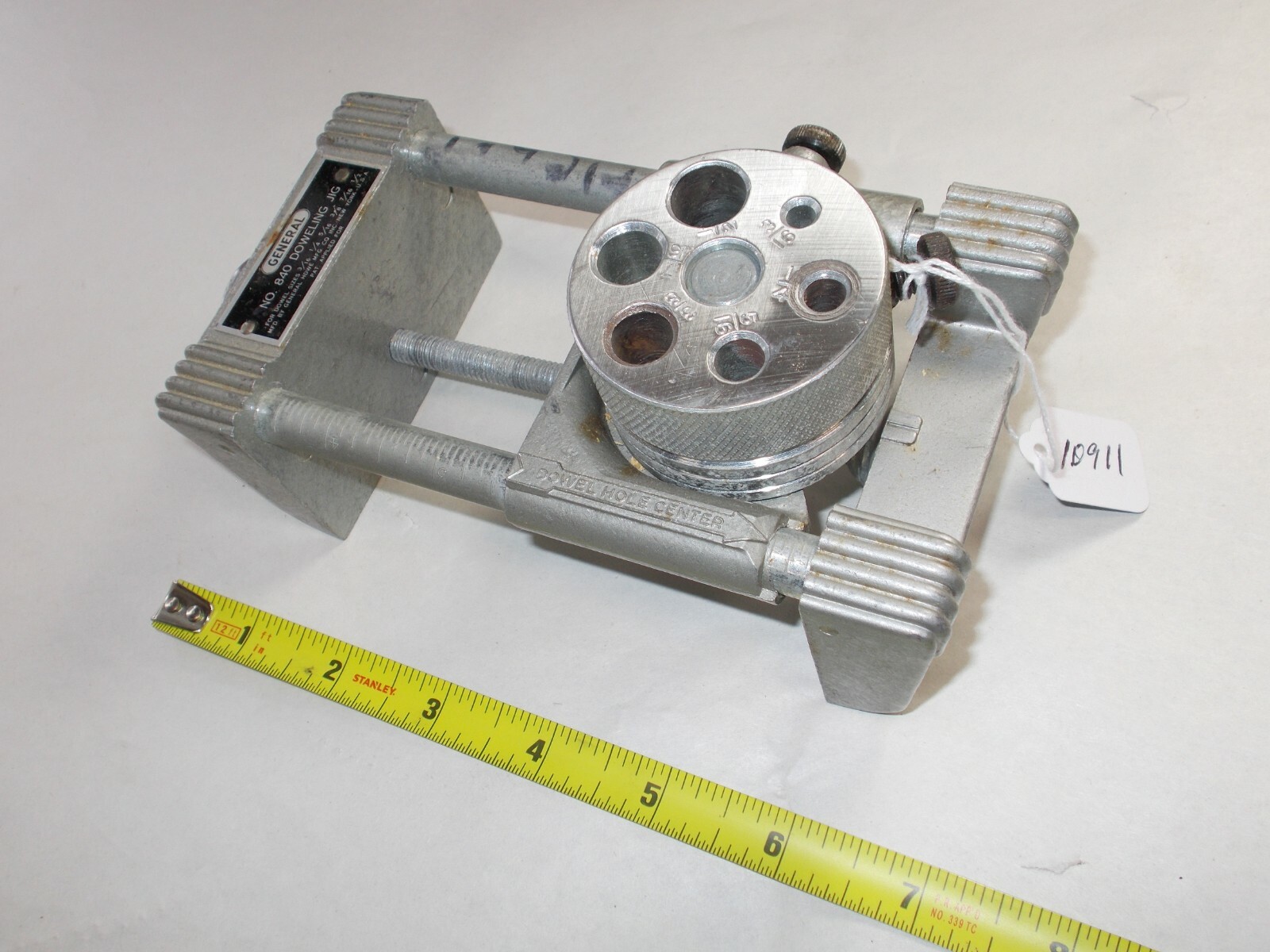 General No. 840 Doweling Jig for sizes 3/16, 1/4, 5/16, 3/8, 7/16 & 1/2″, USA