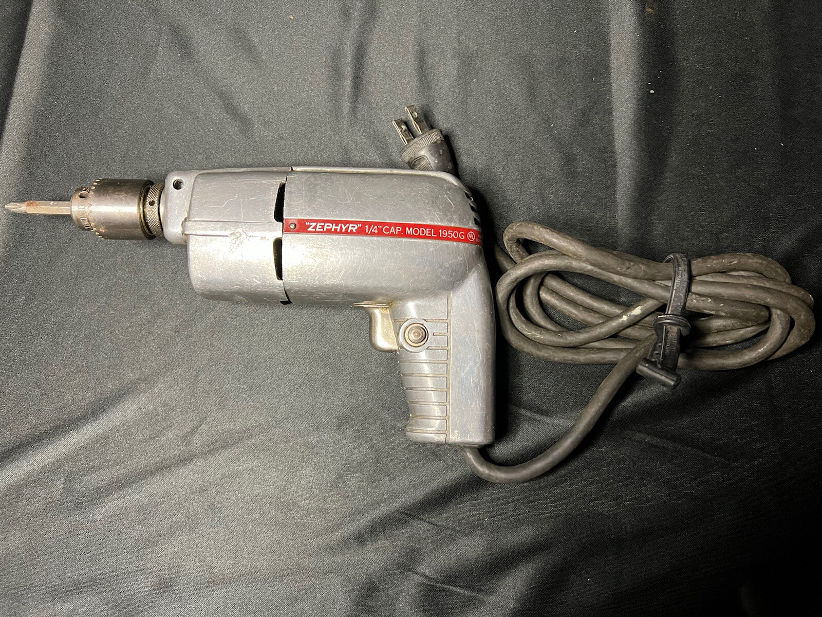 Vintage “ZEPHYR” Model-1950G 1/4″ Electric Drill, PET POWER TOOLS, circa 1952-57