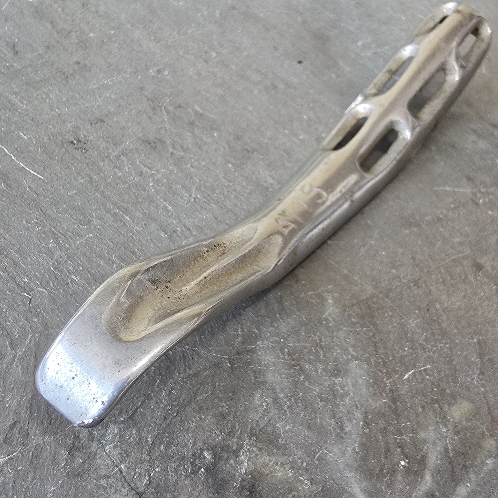 Antique Nickel Chrome Plated Cast Iron Stove Burner Plate Pot Lid Lifter Tool