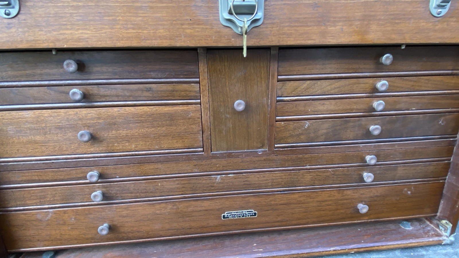 VINTAGE GERSTNER 11 DRAWER WALNUT MACHINIST TOOL BOX CHEST JEWELRY