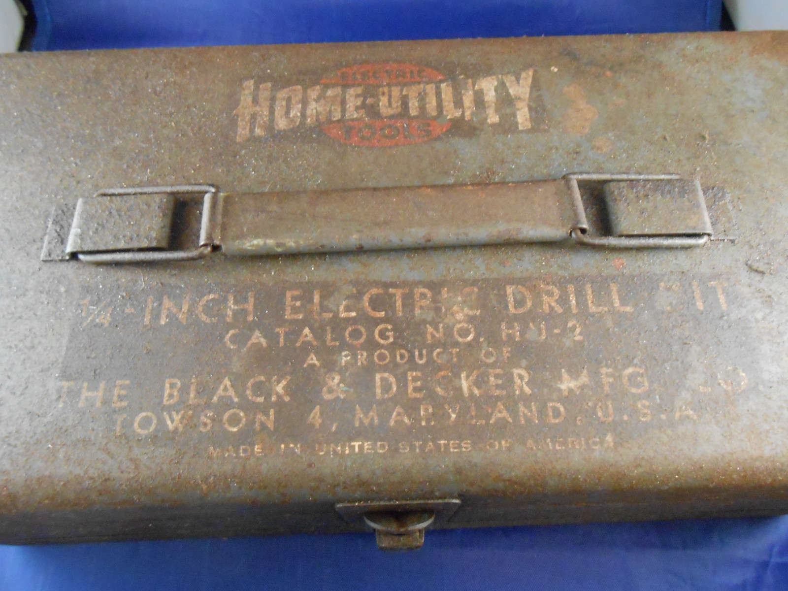 VINTAGE HOME UTILITY ELECTRIC TOOLS 1/4 IN. DRILL KIT BLACK & DECKER MFG CO HU-2